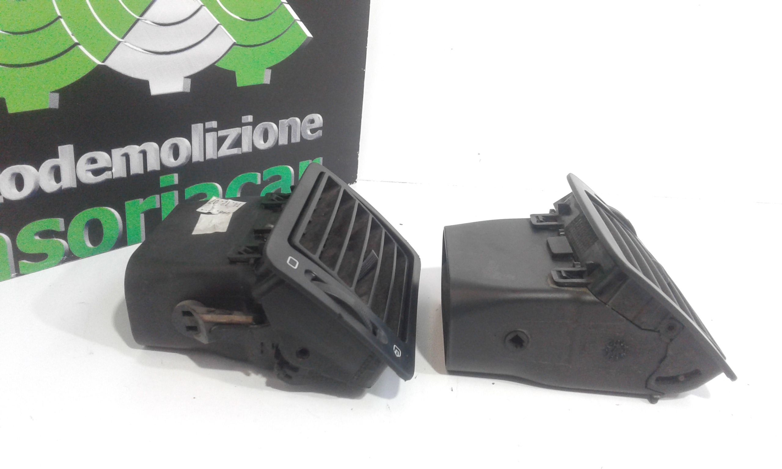 Condotto Aria Bocchette Centr. Sup. Cruscotto Usato