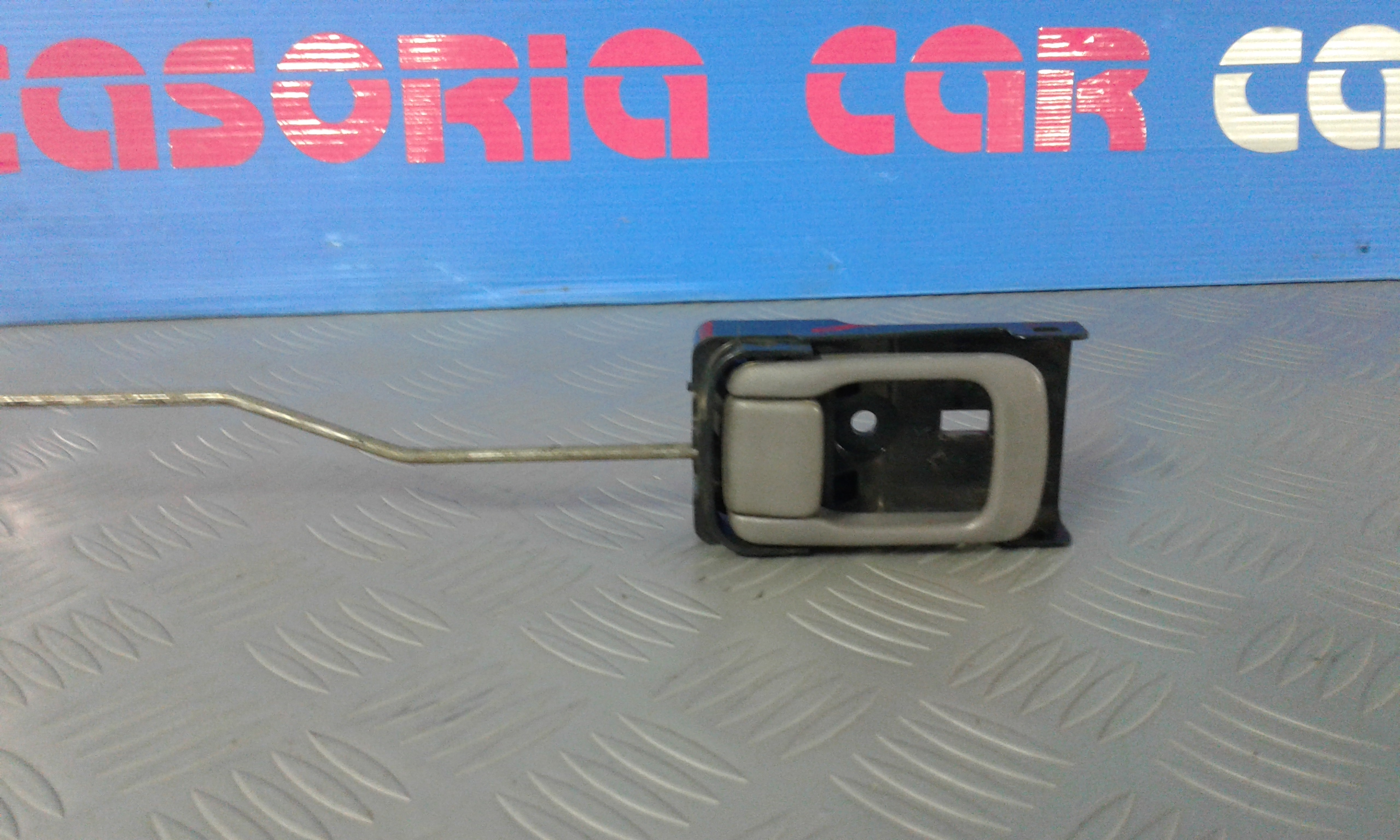 Maniglia Int. Apertura Porta Ant. Destro Usato