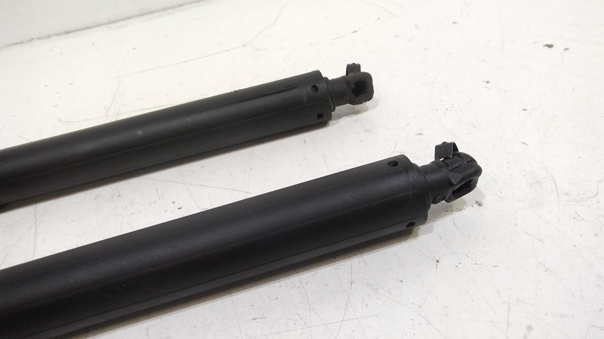 Cerniera Cofano Post. Destro Usato