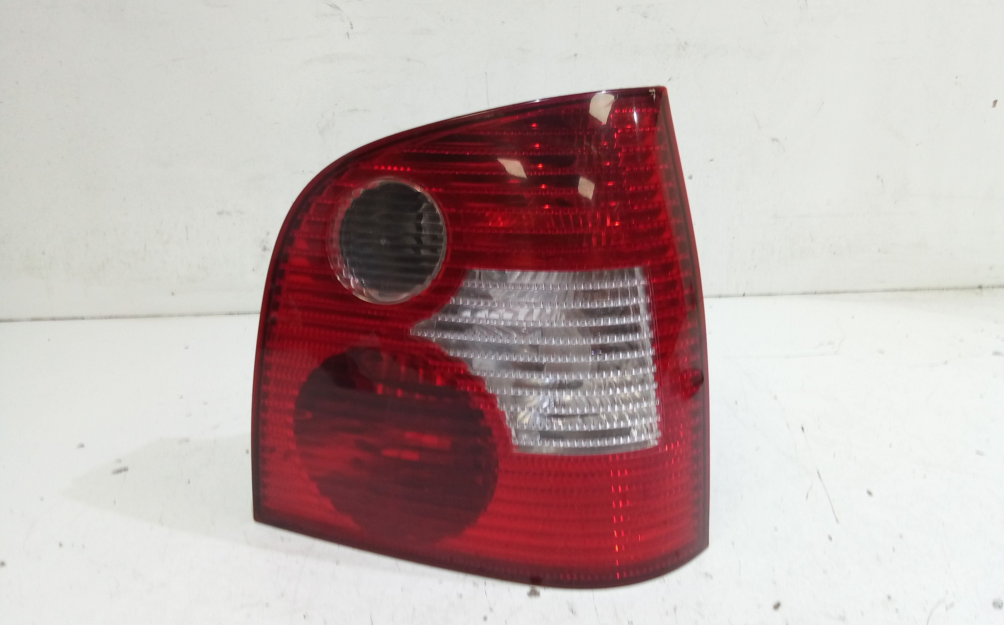 Fanale Post. Destro 6Q6945096AB Usato