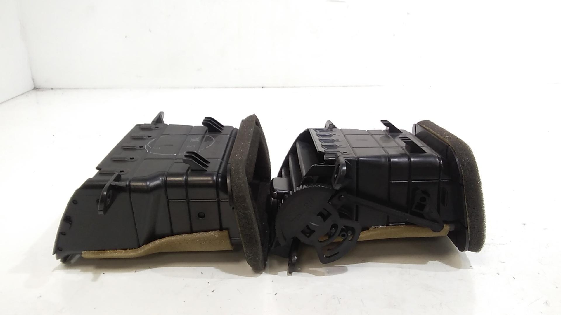 Condotto Aria Bocchette Centr. Sup. Cruscotto Usato