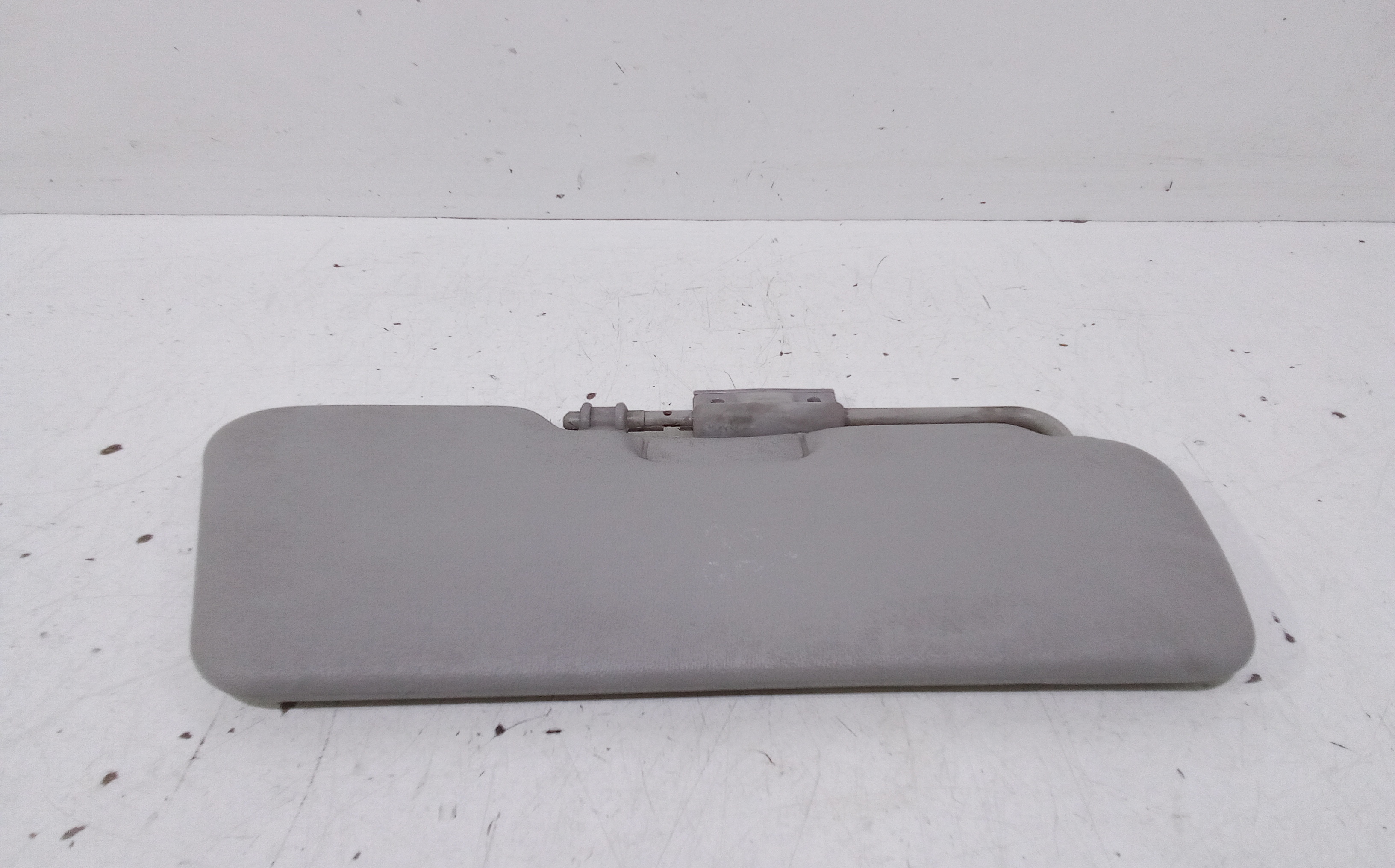 Aletta Parasole Parabrezza Destro 735244339 Usato