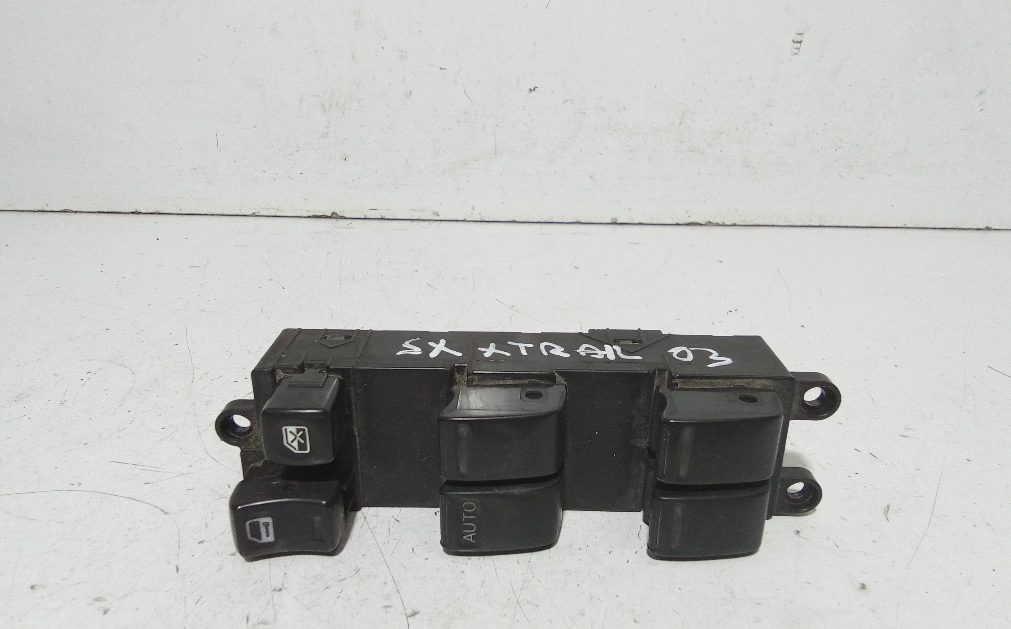 Interruttore Alzacristalli Porta Ant. Sinistro Usato