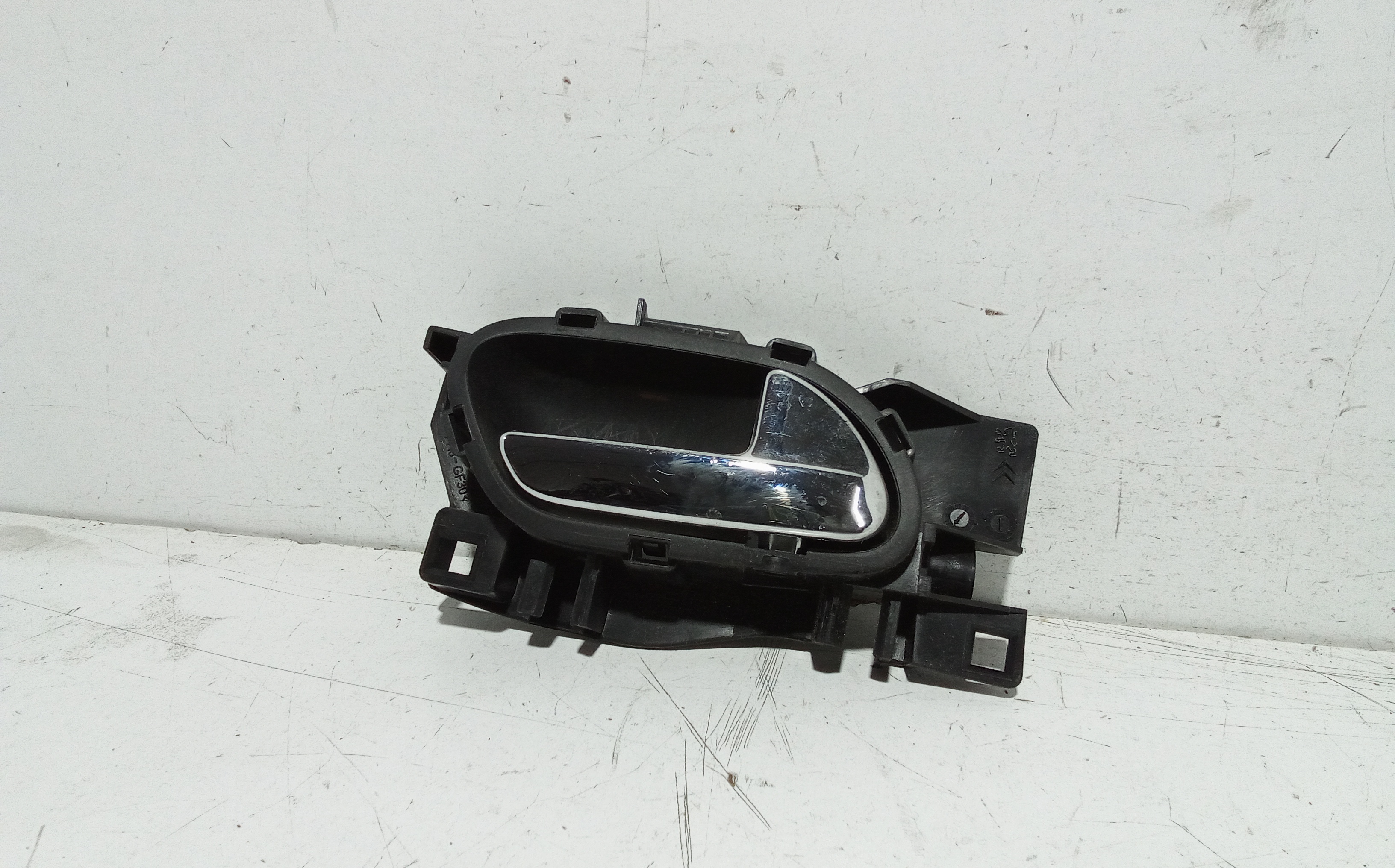 Maniglia Int. Apertura Porta Post. Destro 9144F9 Usato