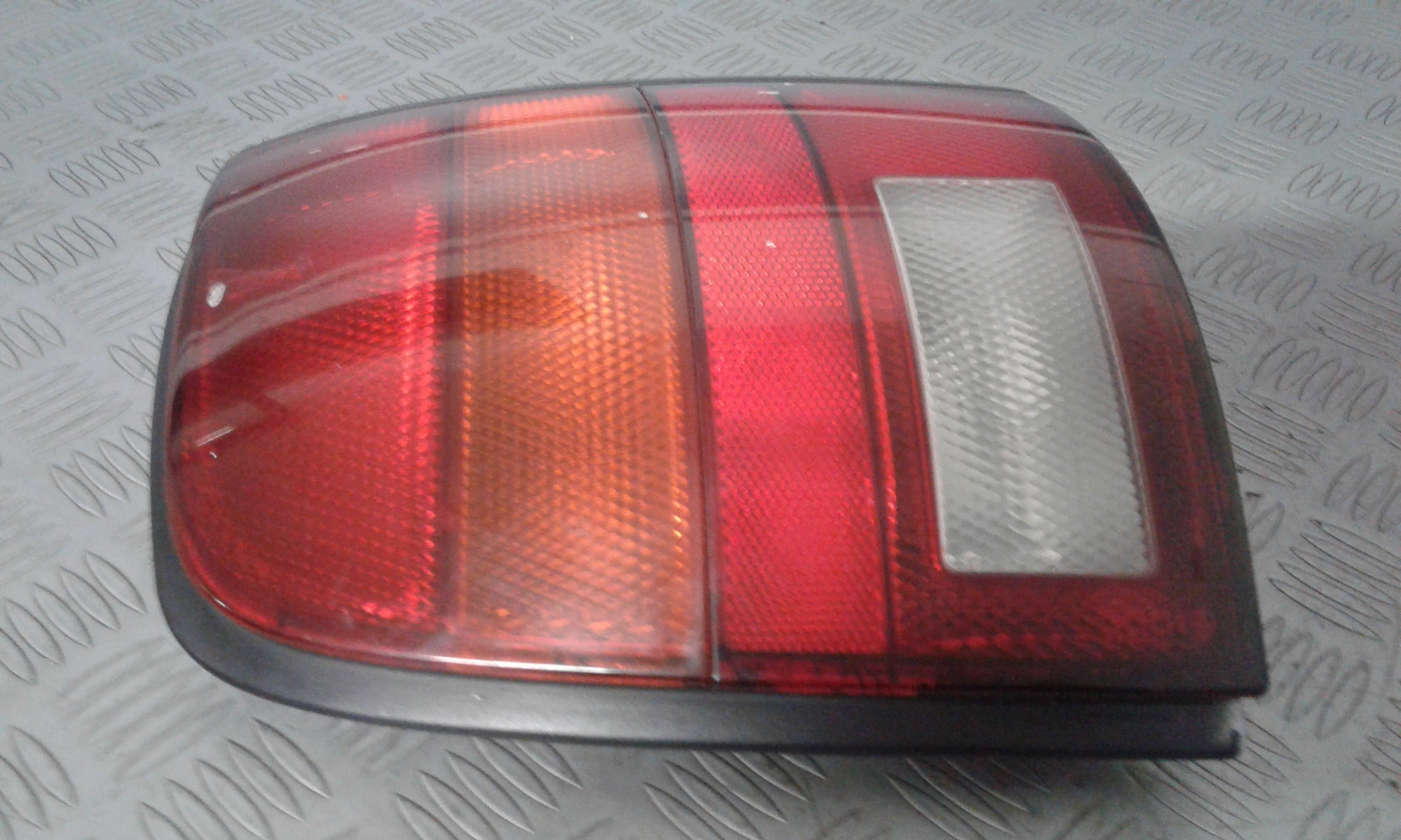 Fanale Post. Destro 265506F600 Usato