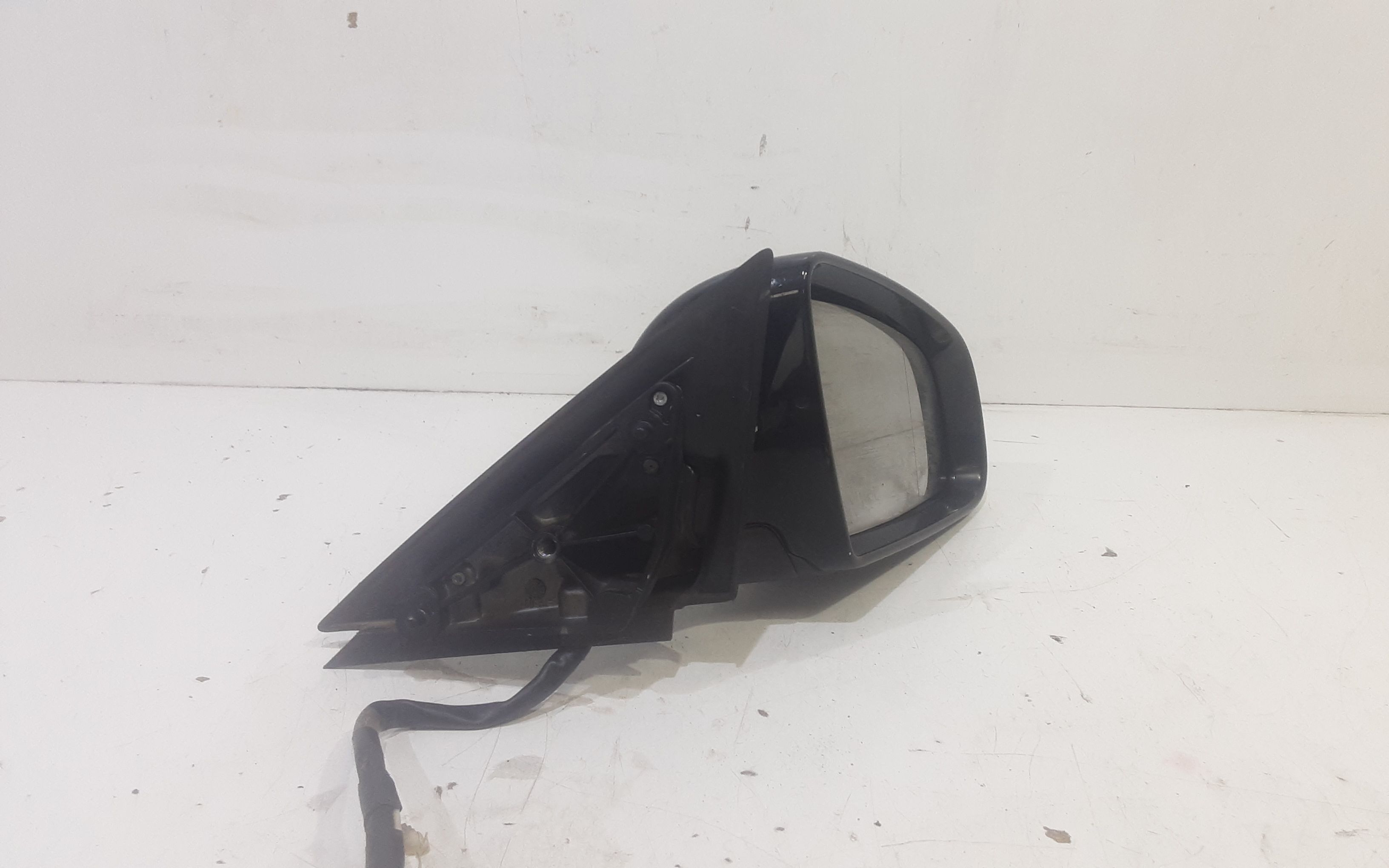 Retrovisore Est. Destro Usato