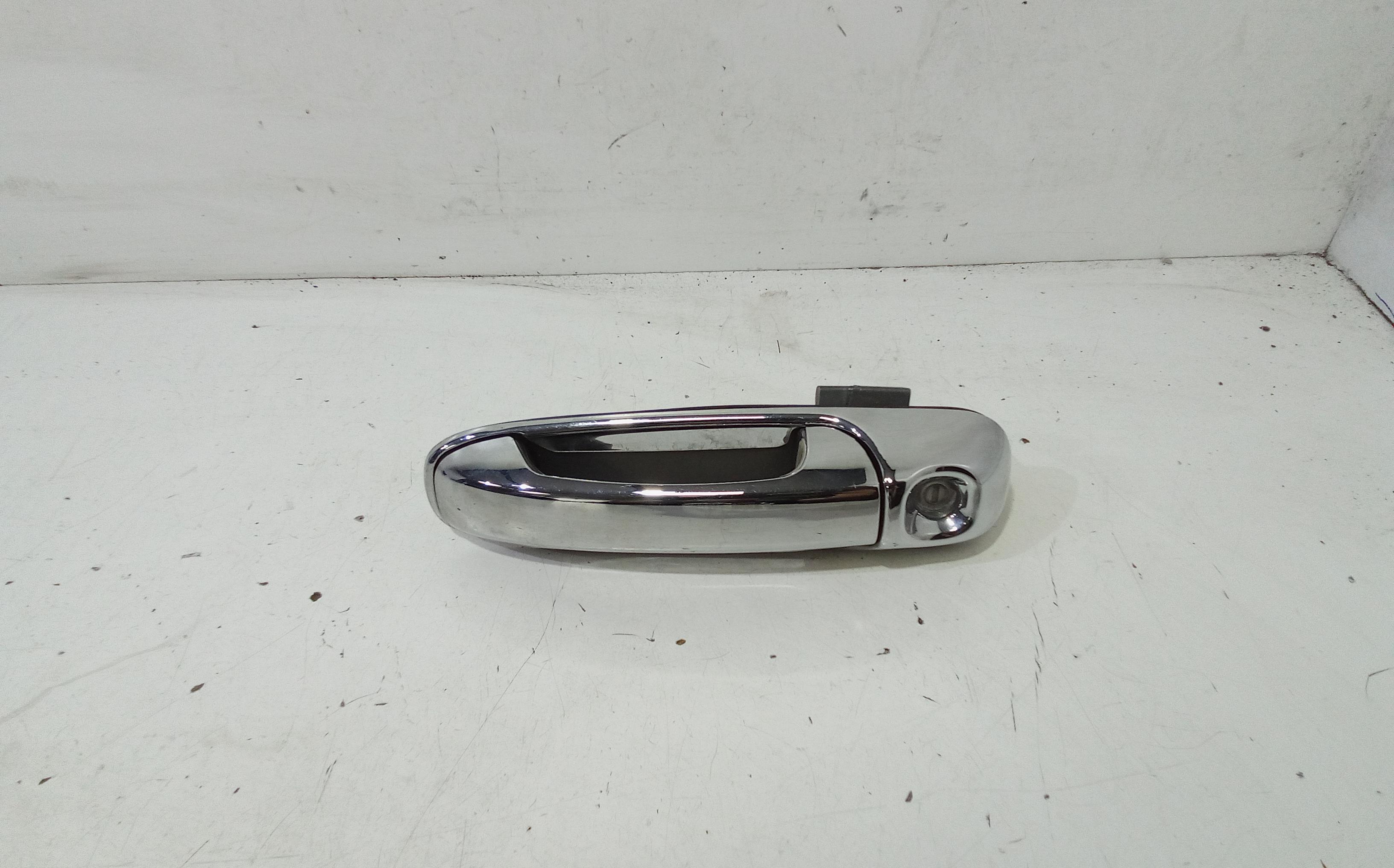 Maniglia Porta Ant. Sinistro K55136351AC Usato