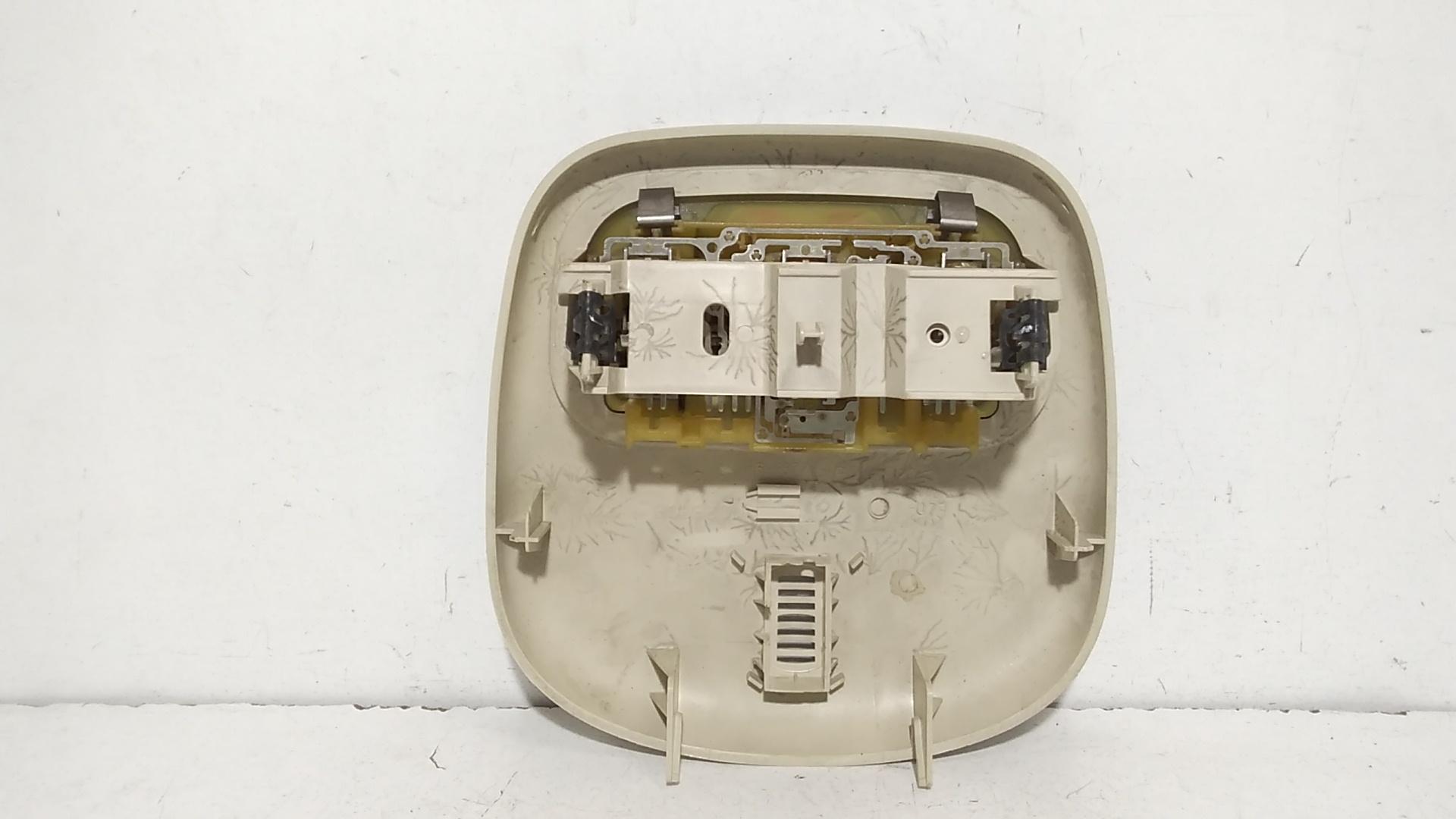 Luce Cortesia Ant. Tetto 6362N2 Usato