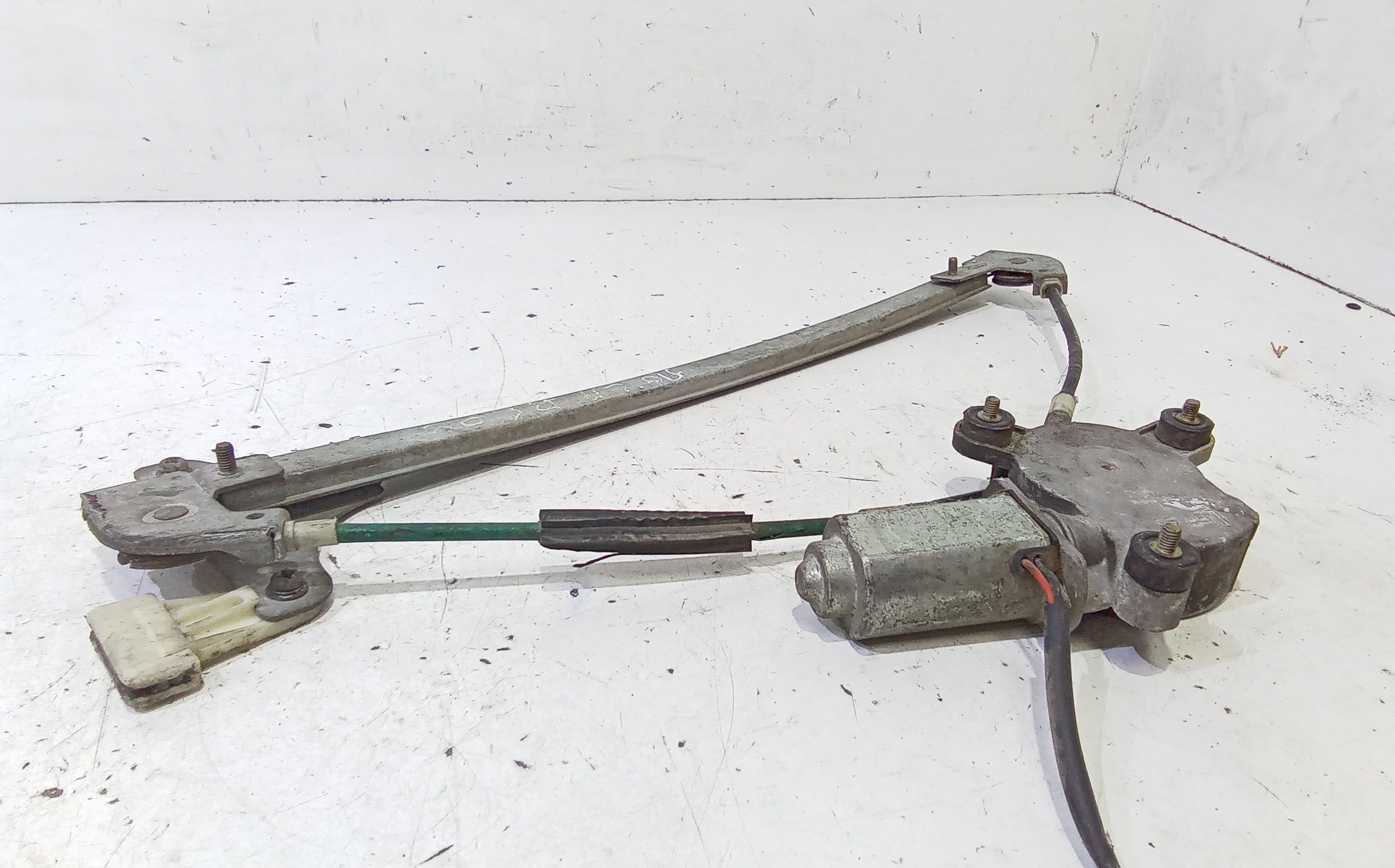 Alzacristallo Porta Ant. Destro 9206363 Usato