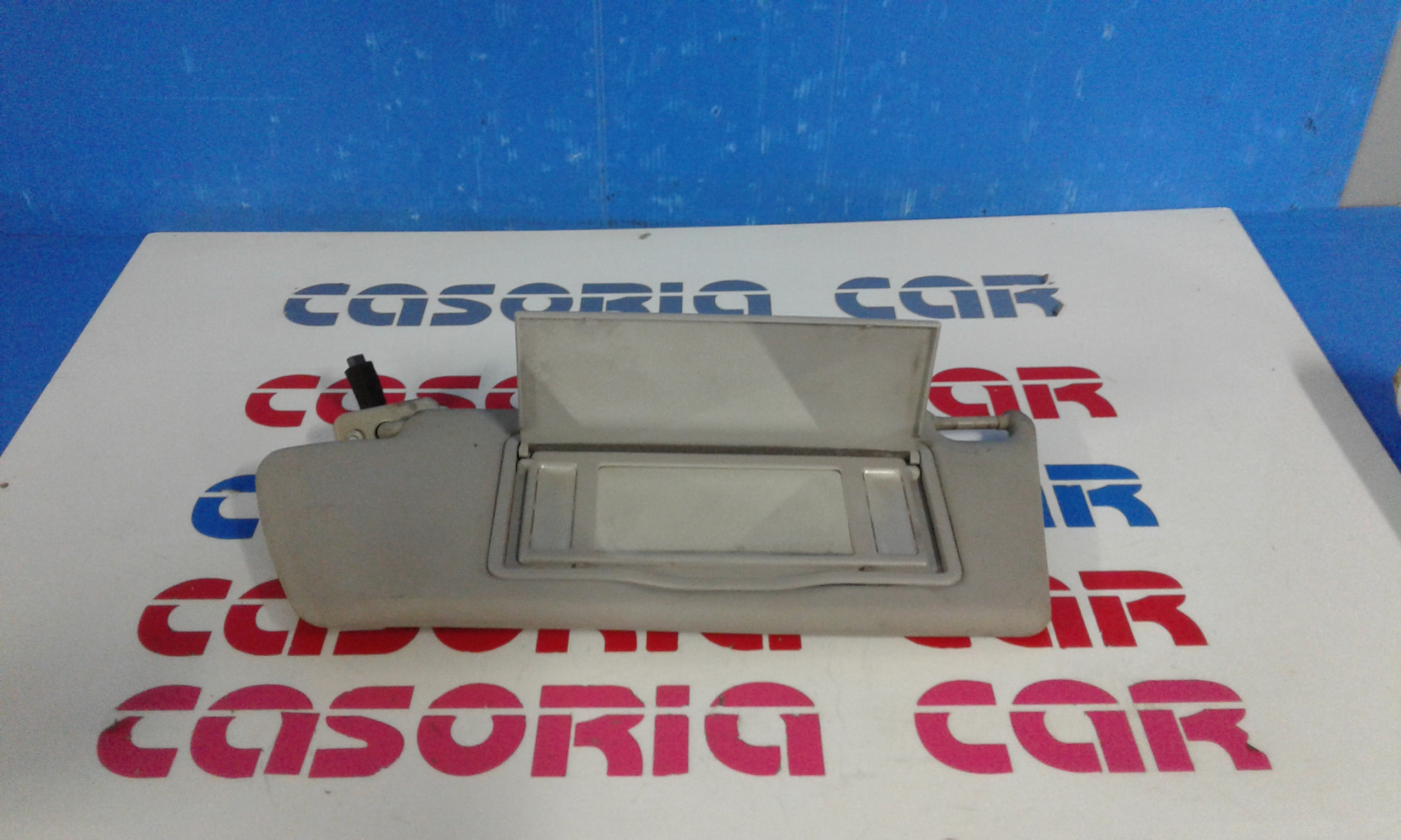 Aletta Parasole Parabrezza Sinistro 13234248 Usato