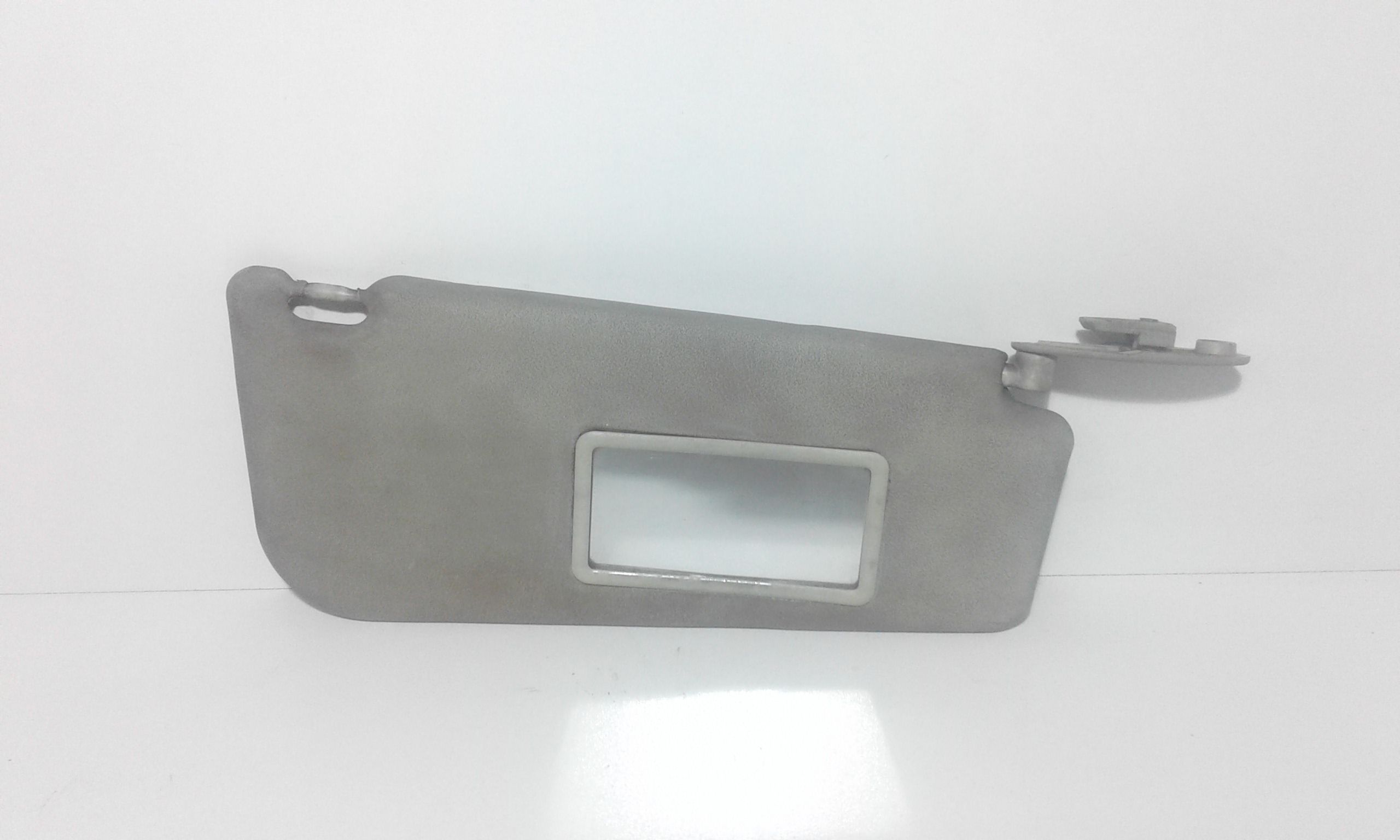 Aletta Parasole Parabrezza Destro 735338206 Usato