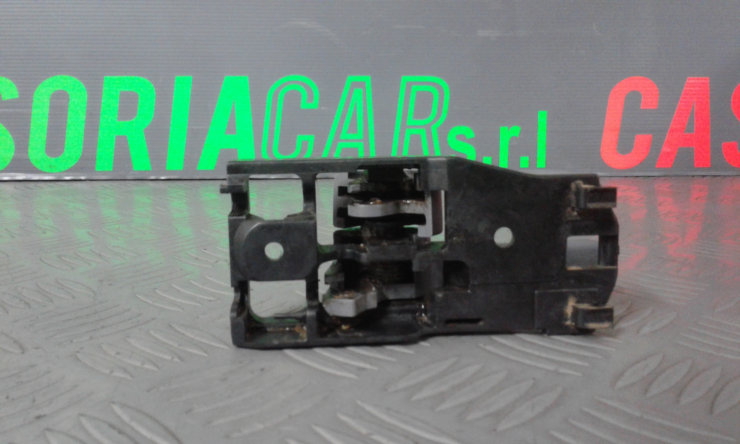 Maniglia Int. Apertura Porta Post. Destro Usato