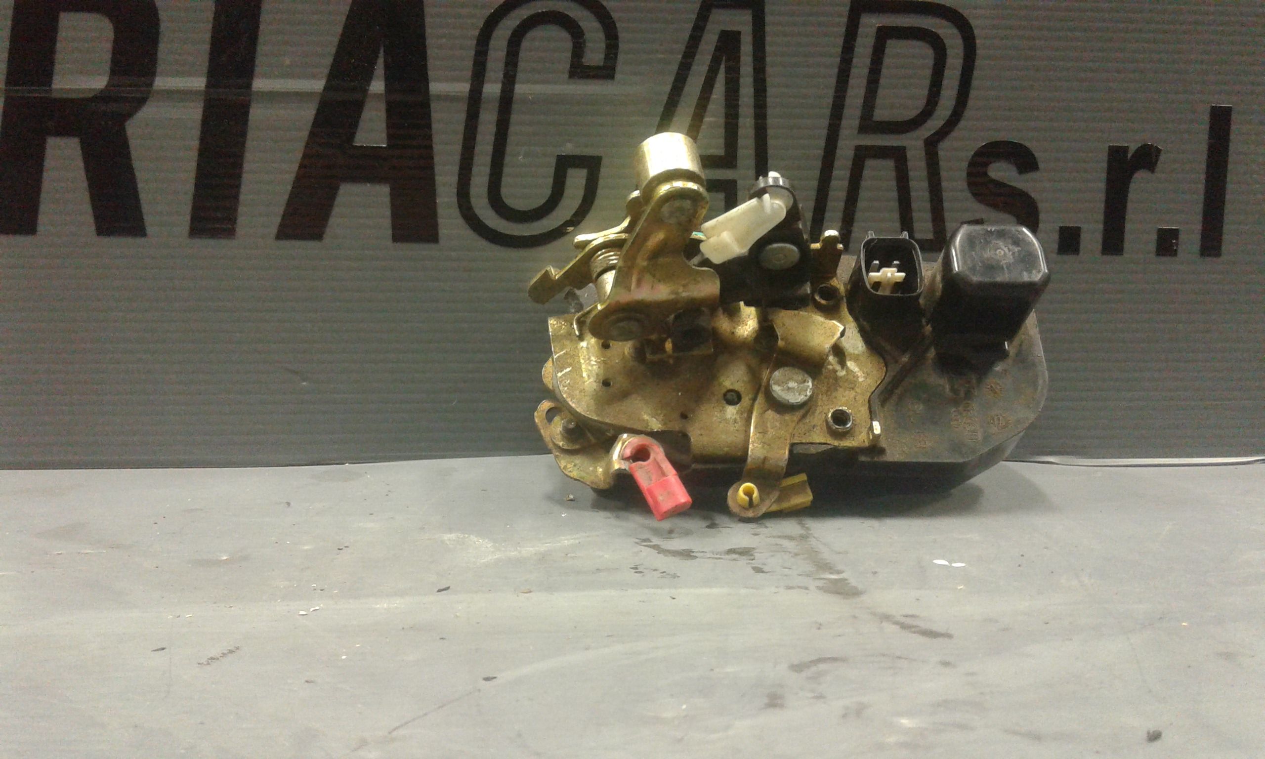 Serratura Porta Ant. Sinistro K68266961AA Usato