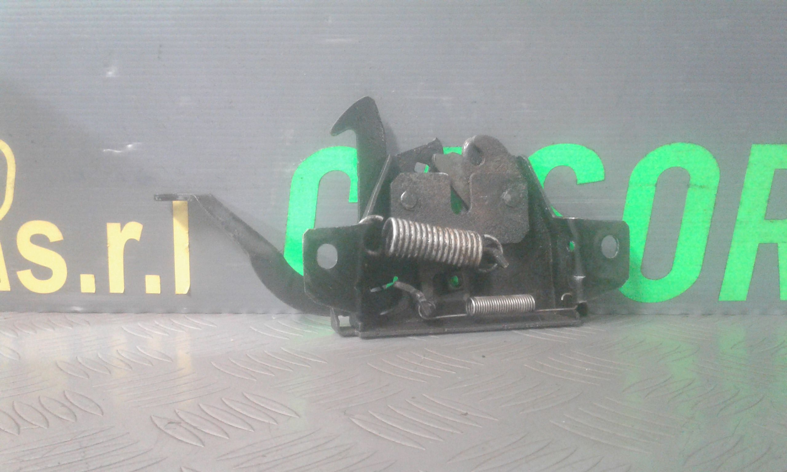 Serratura Cofano Ant. Usato