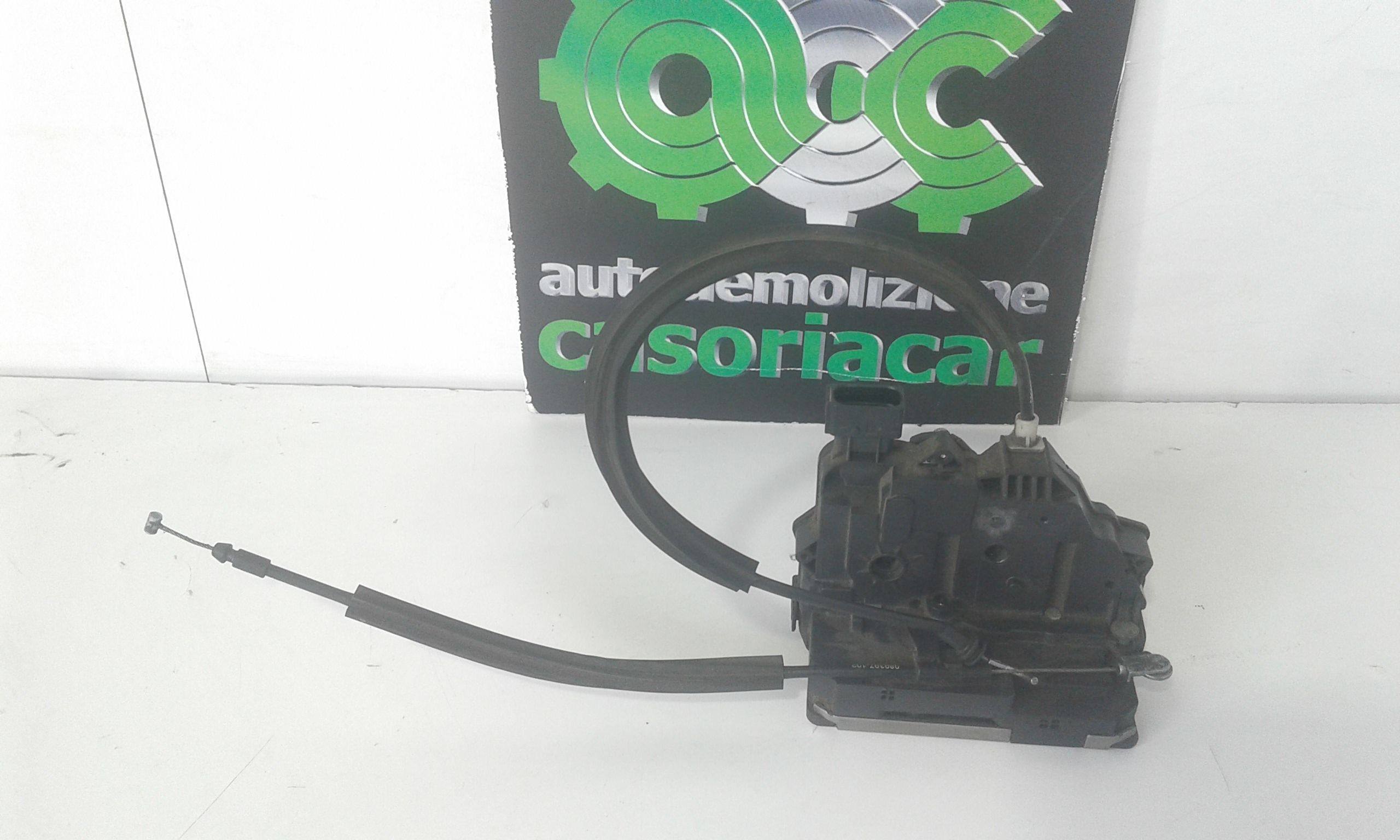 Serratura Porta Ant. Destro Usato