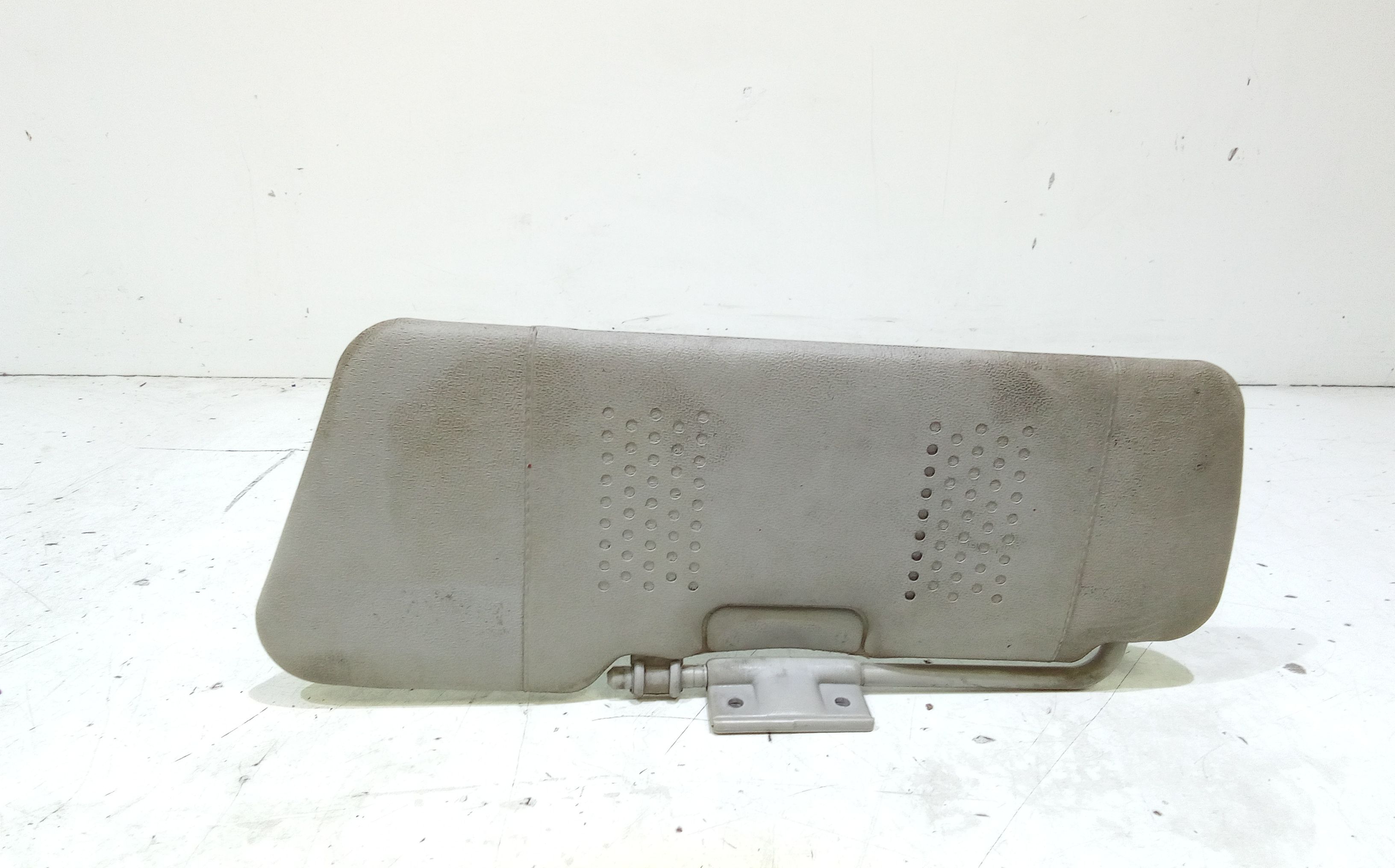 Aletta Parasole Parabrezza Sinistro 735244330 Usato