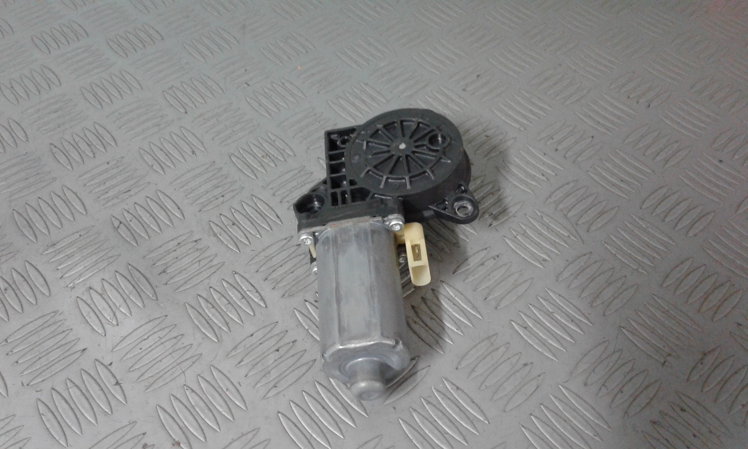 Motorino Alzacristallo Porta Ant. Destro 1218655 Usato