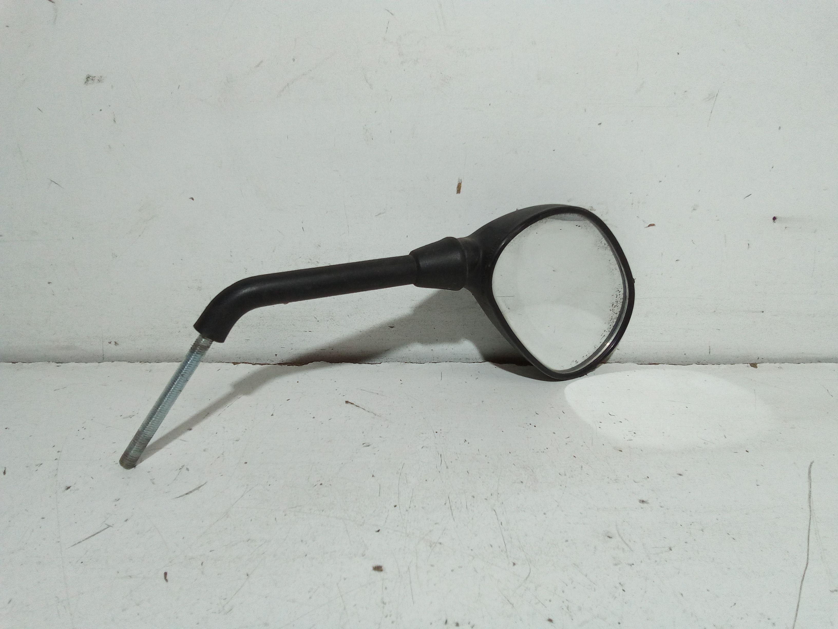 Retrovisore Est. Destro Usato