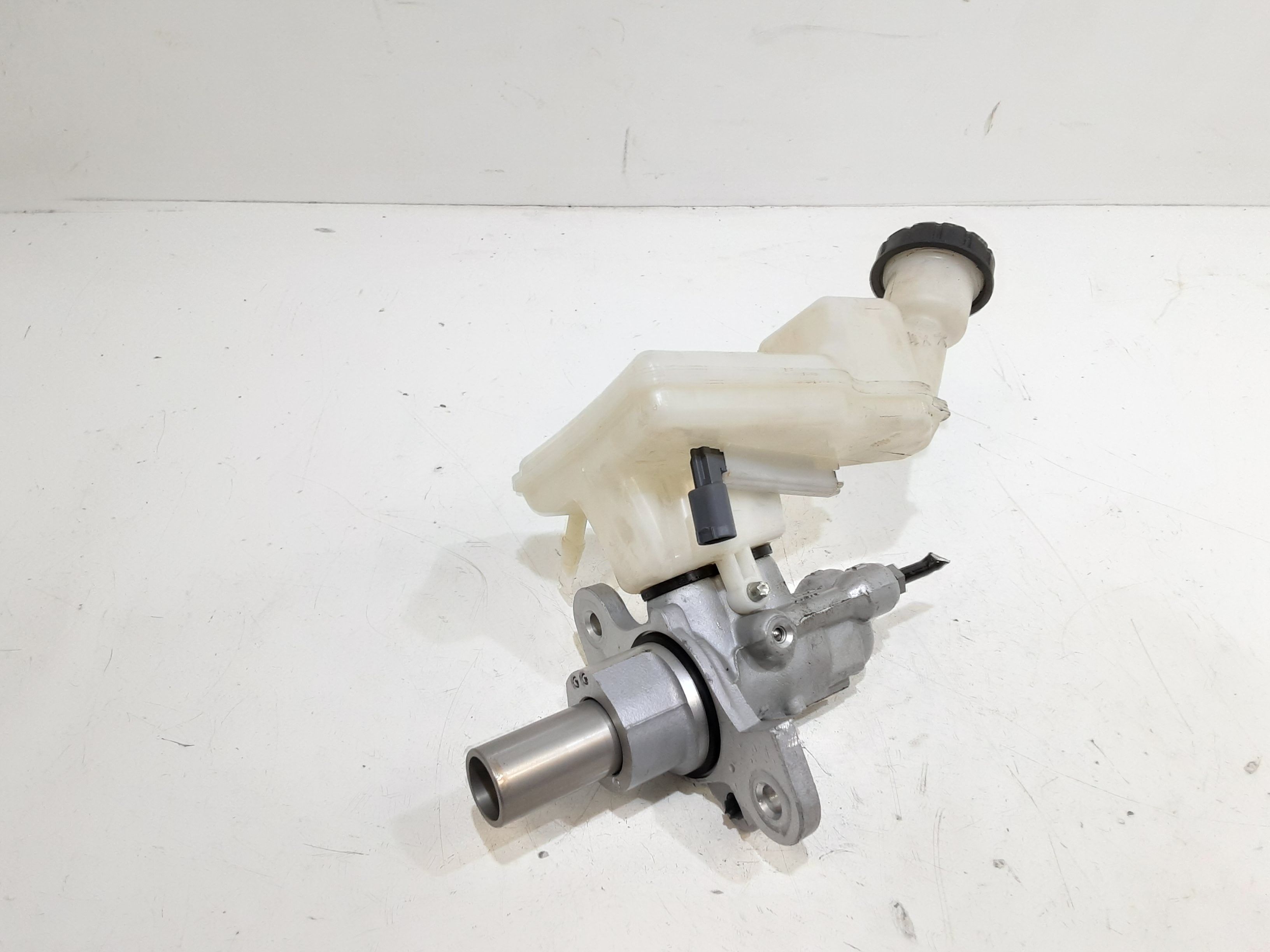 Pompa Comando Freni A1774305400 Usato