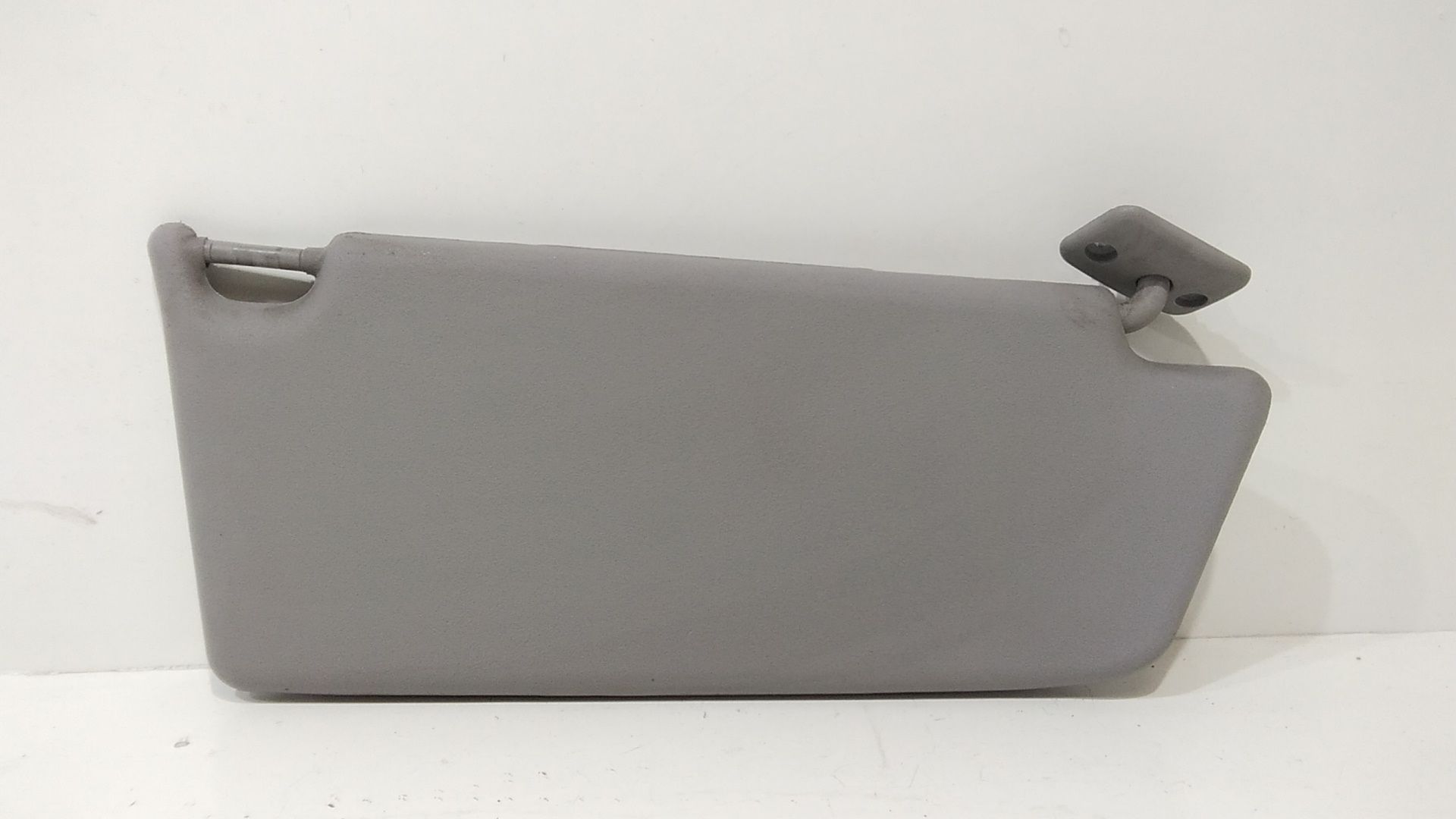 Aletta Parasole Parabrezza Sinistro 13113042 Usato