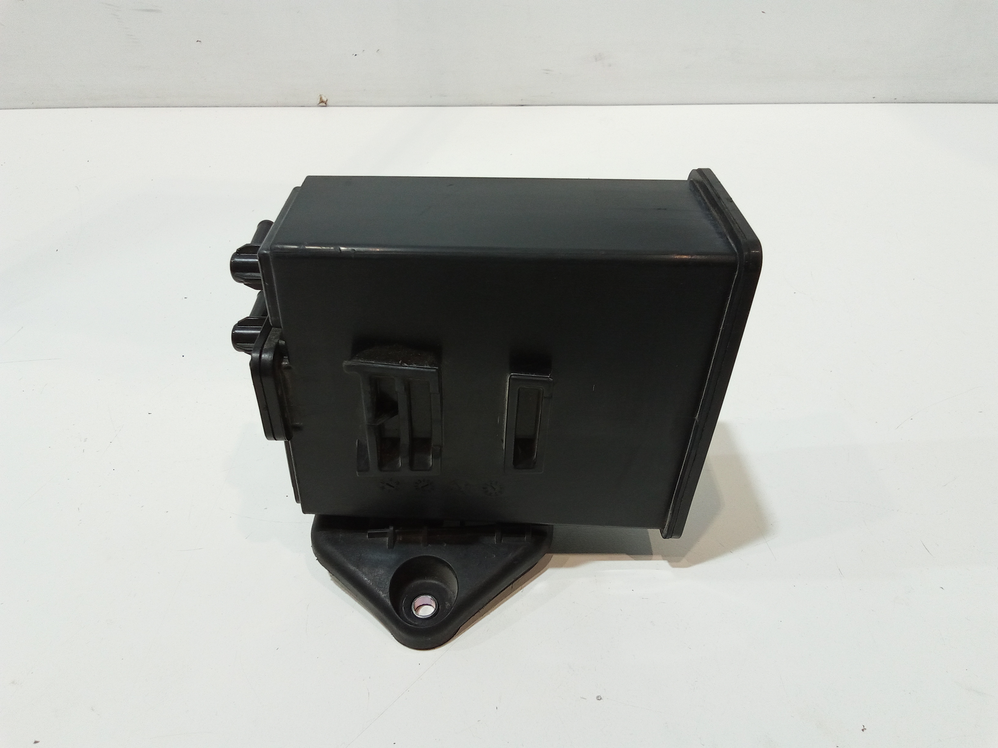 Filtro Carbone Attivo 1856081P00000 Usato