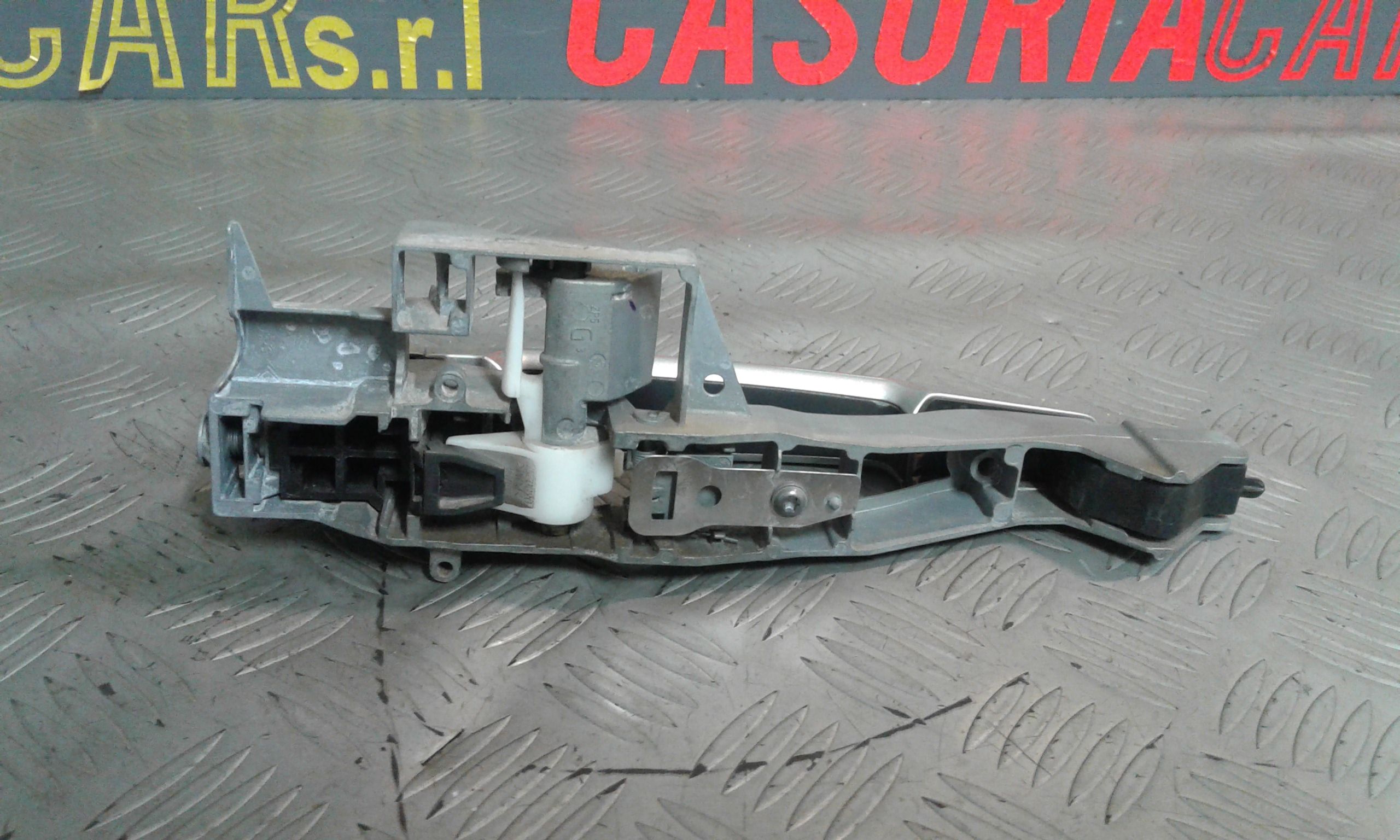 Maniglia Porta Post. Sinistro 9101KH Usato