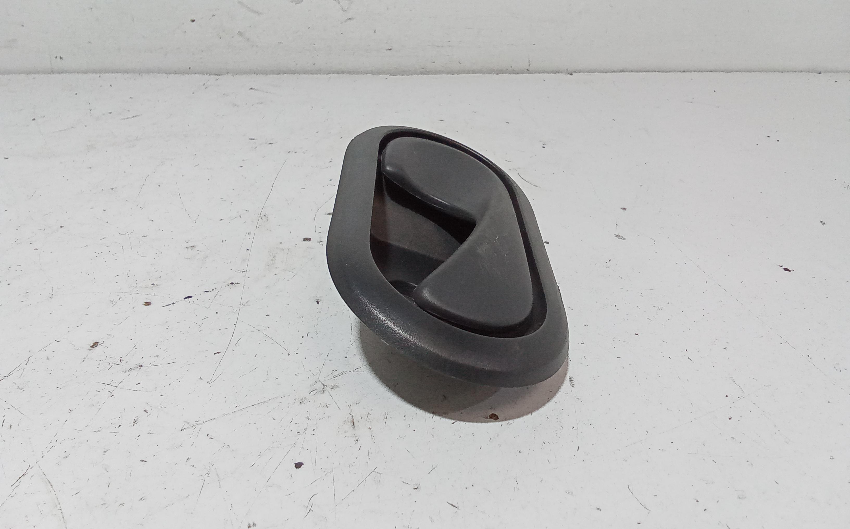 Maniglia Int. Apertura Porta Ant. Destro Usato