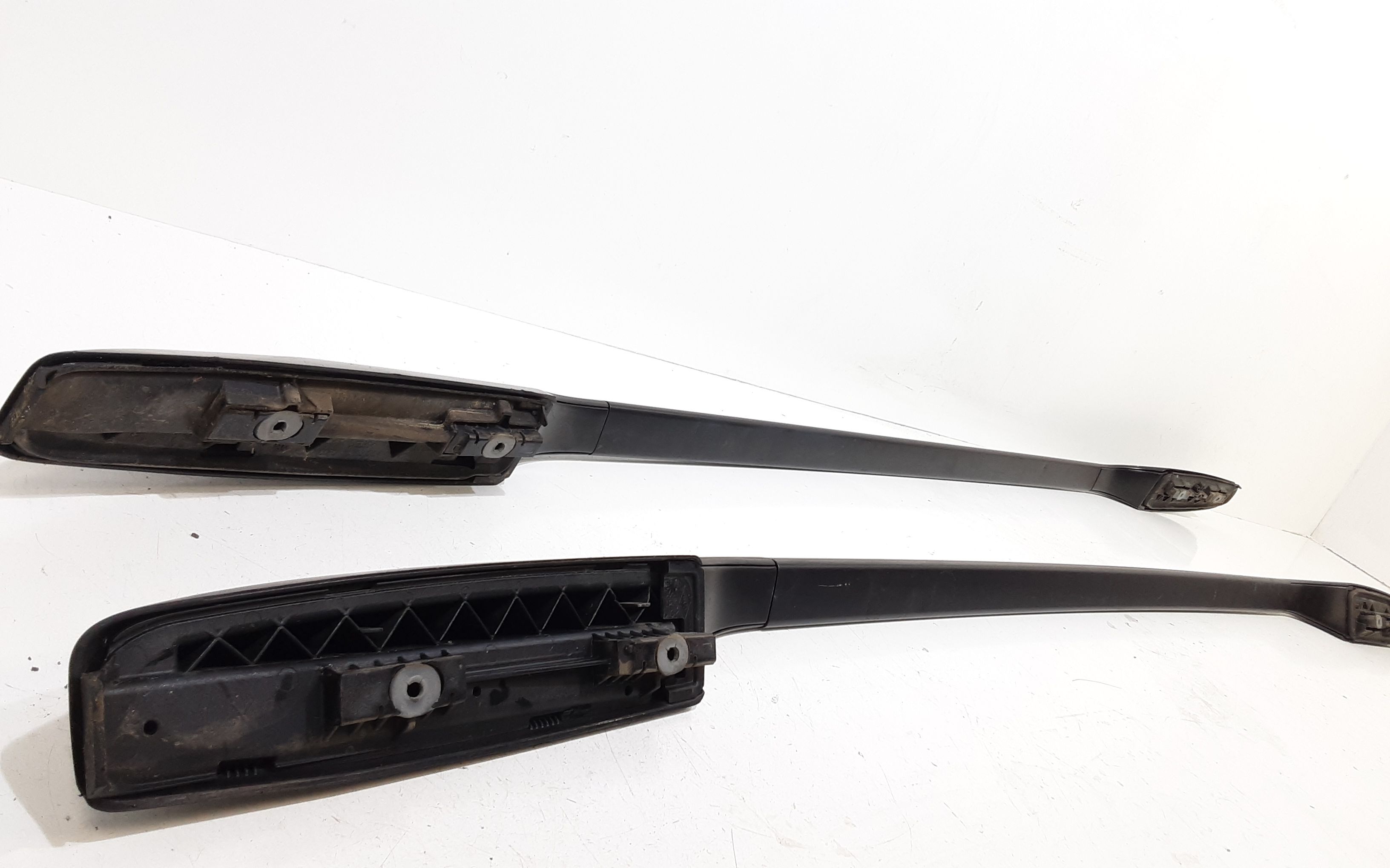 Barre Portatutto Per Mancorrente Tetto Destro + Barre Portatutto Per Mancorrente Tetto Sinistro Usato