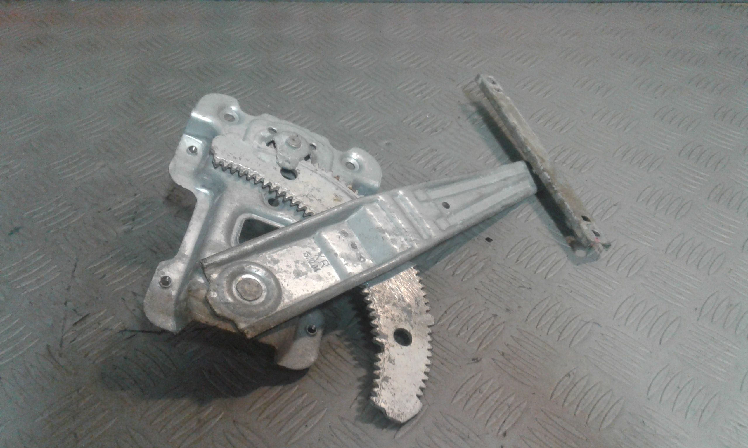 Alzacristallo Porta Post. Destro Usato