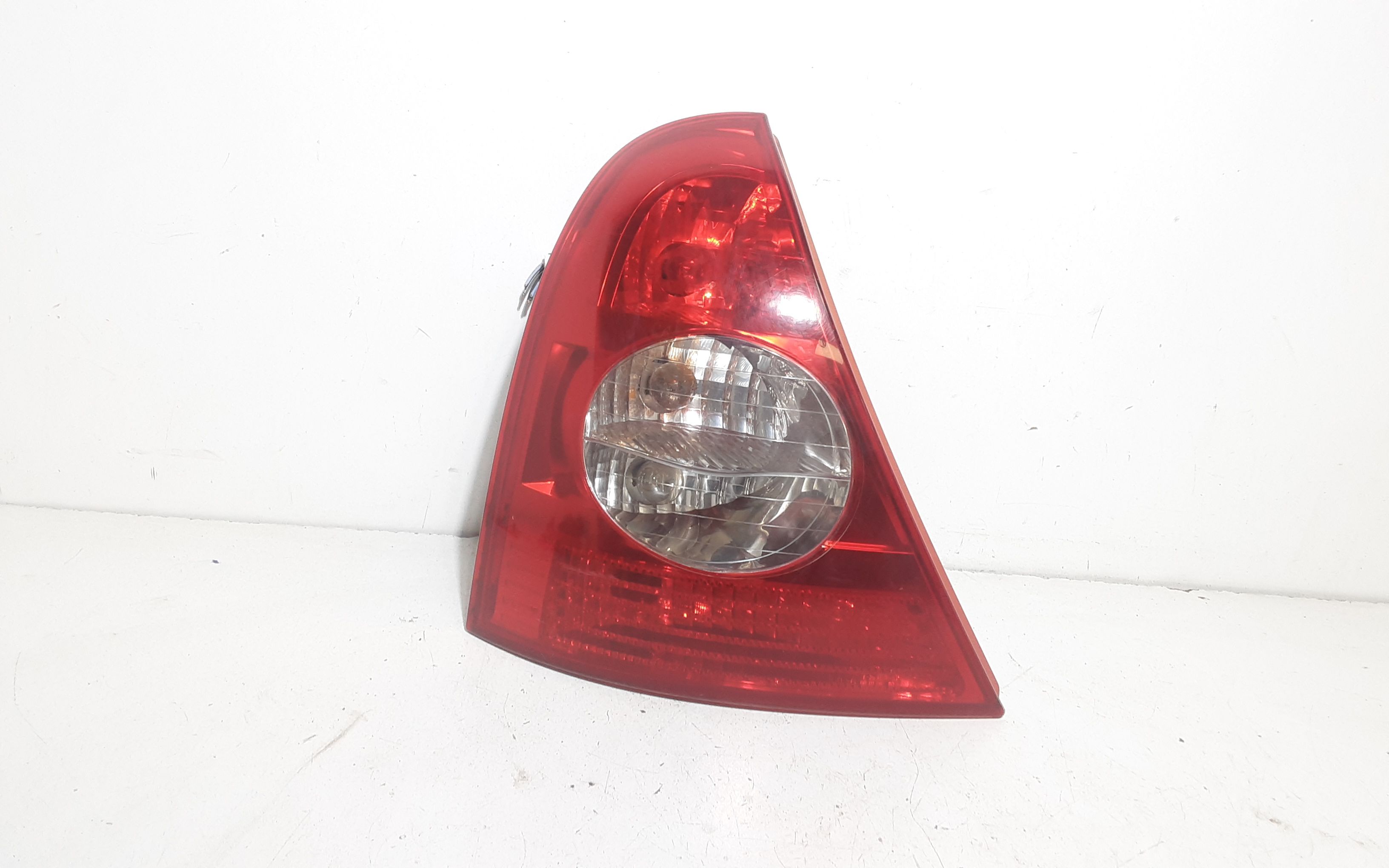 Fanale Post. Sinistro 8200917488 Usato