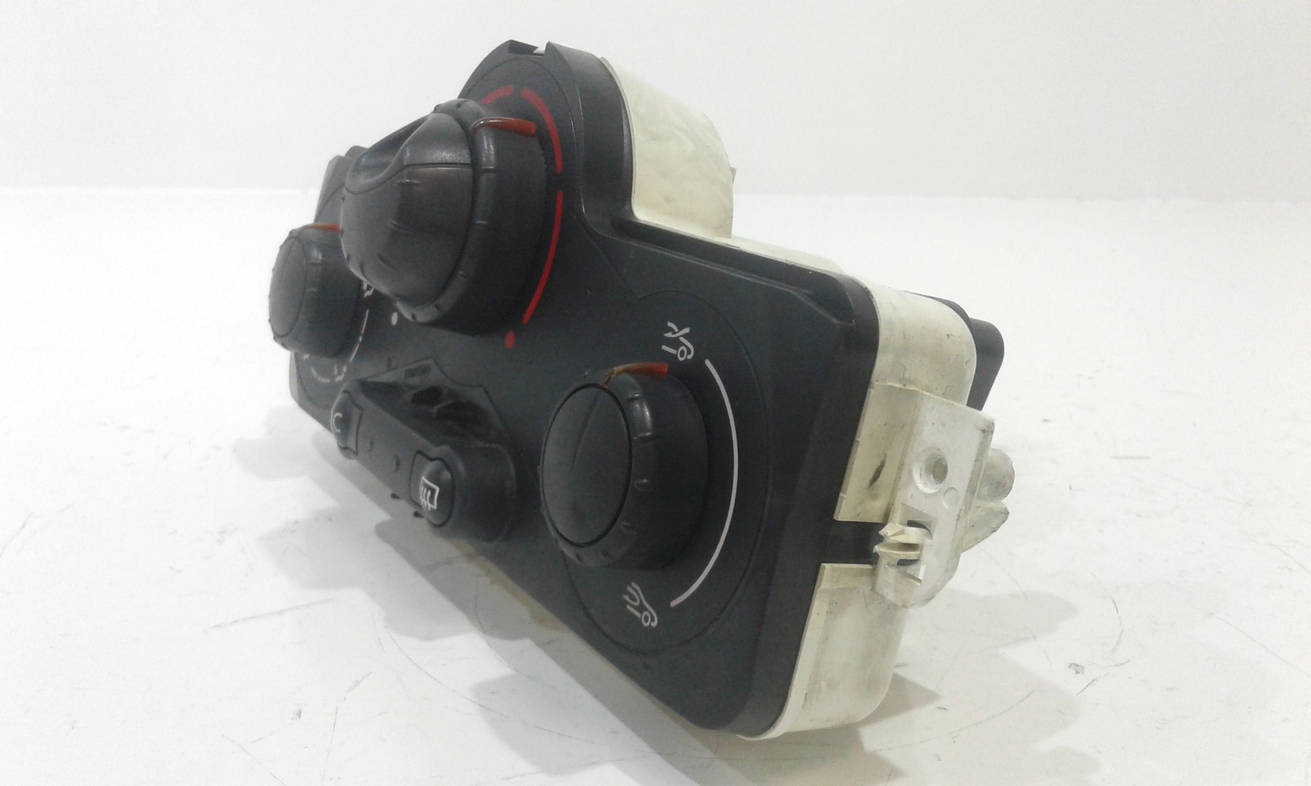 Blocco Comando Climatizzazione 7701070473 Usato