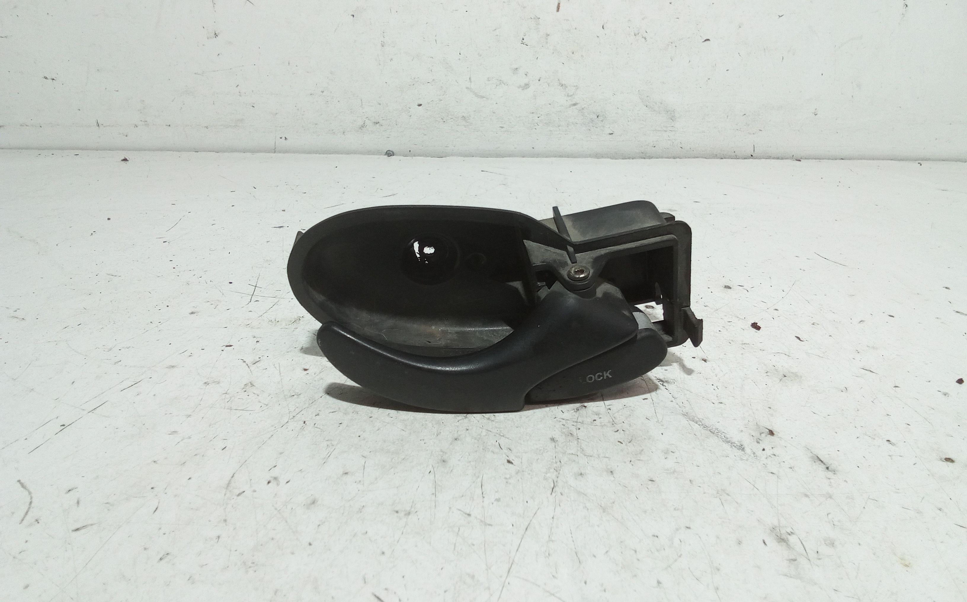 Maniglia Int. Apertura Porta Ant. Sinistro 4077922 Usato