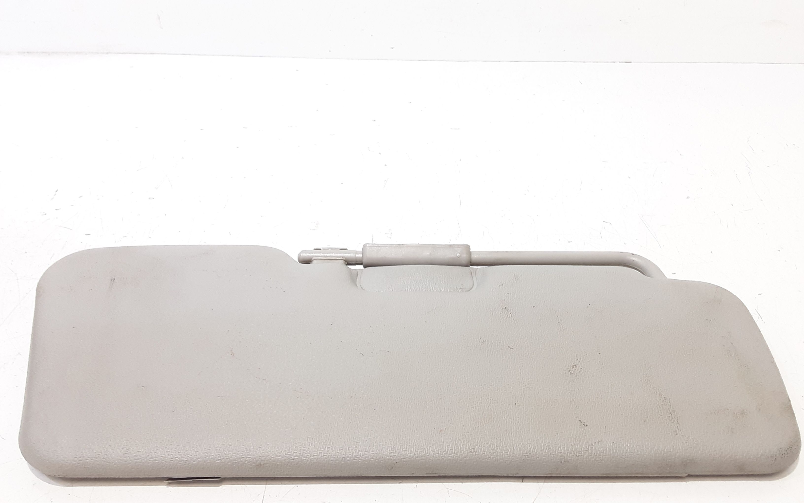 Aletta Parasole Parabrezza Sinistro 735244330 Usato