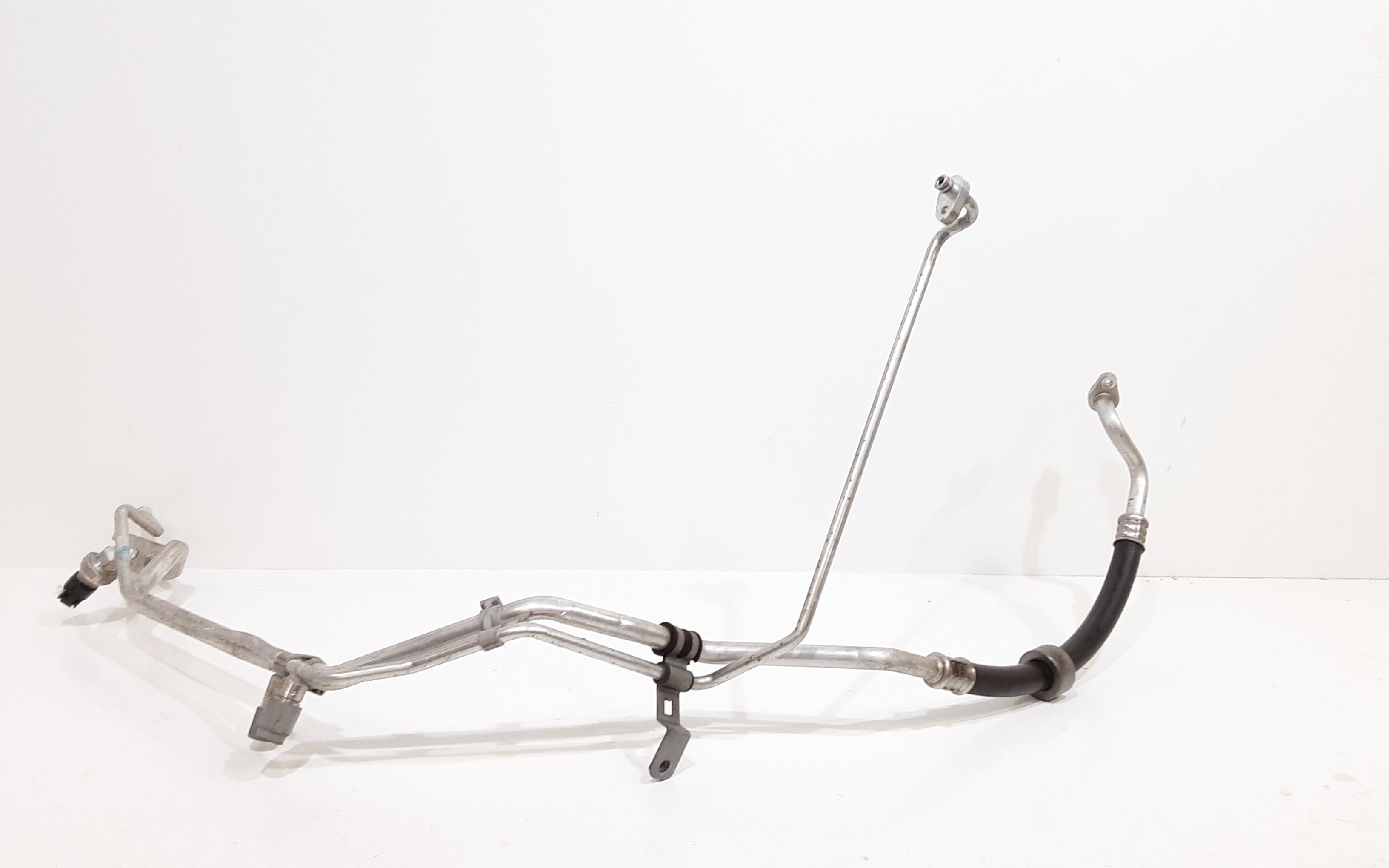 Kit Tubi A/c 88720YV071 Usato