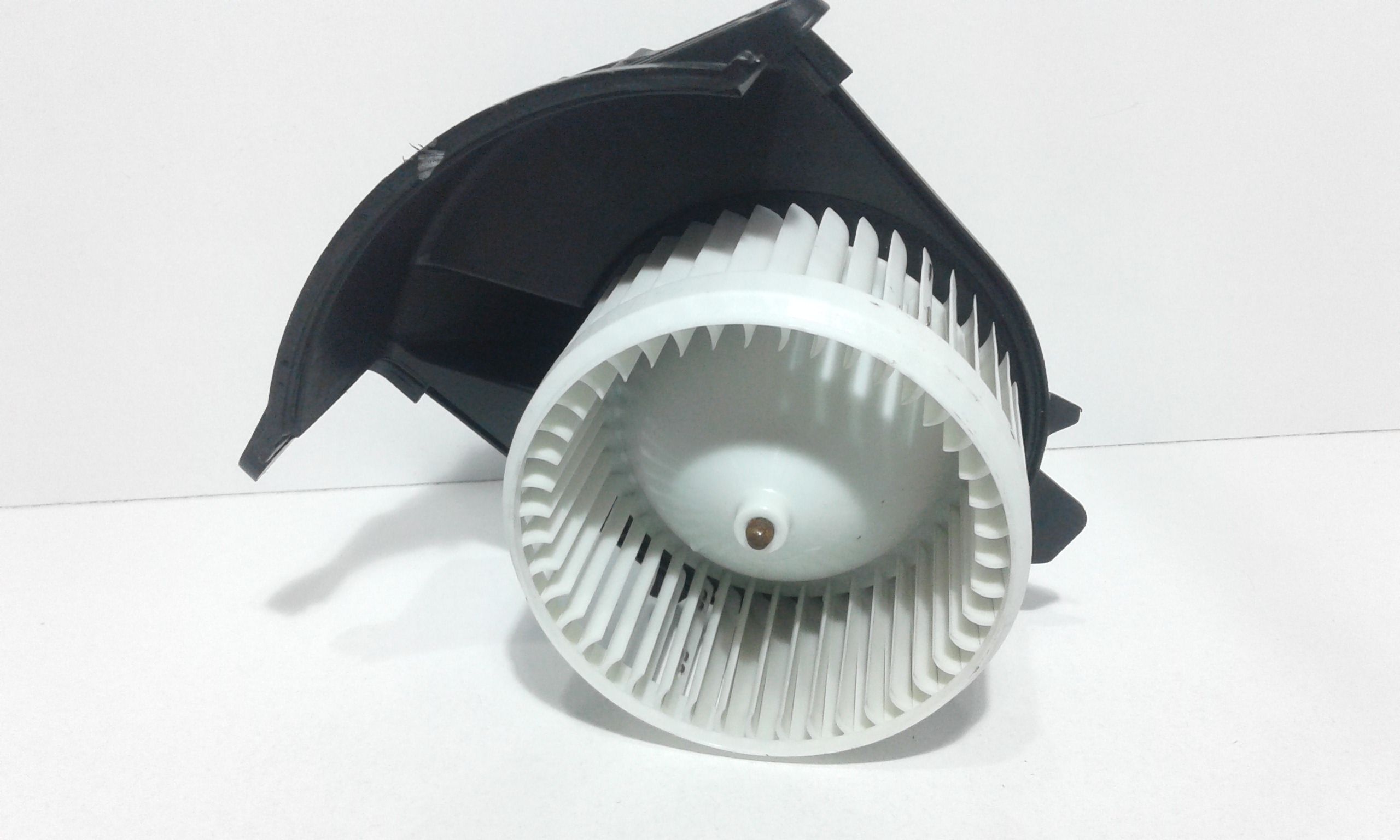 Motorino ventilazione abitacolo - Immagine 1 di 3