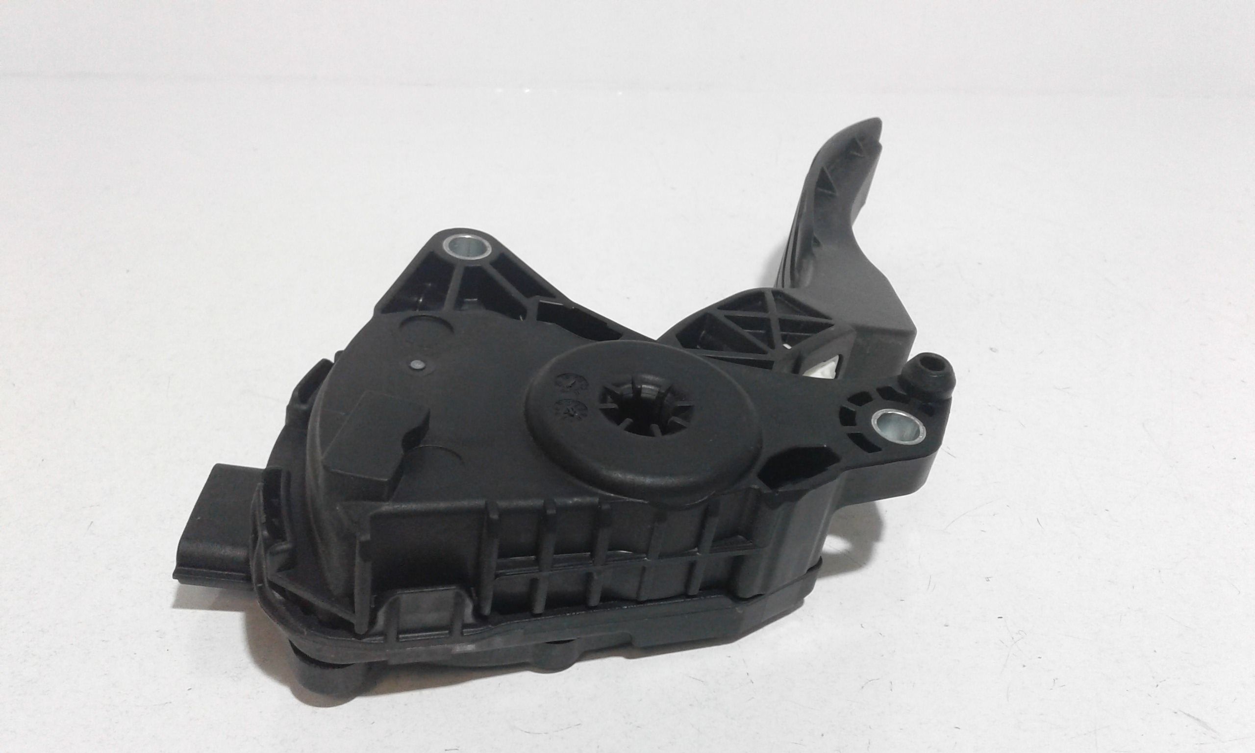 Pedale Acceleratore 180024BA0B Usato