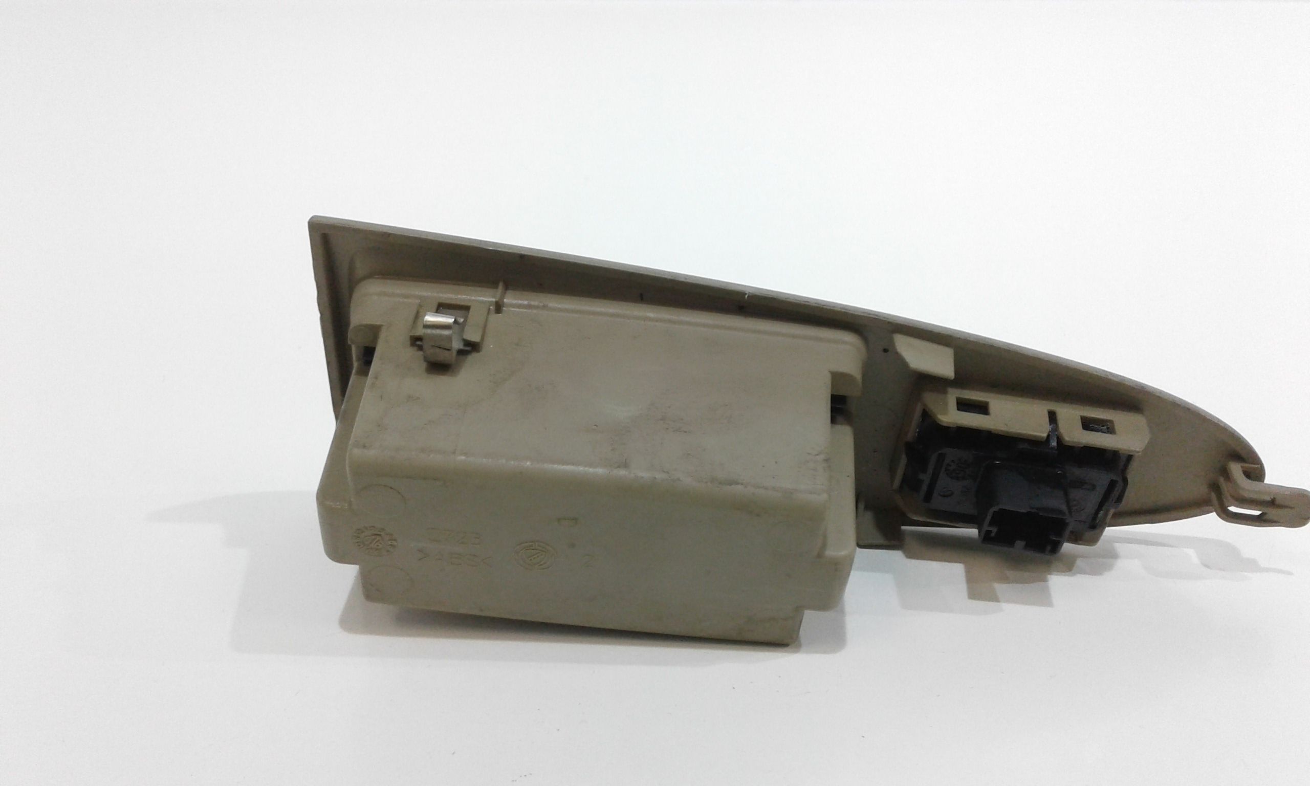 Interruttore Alzacristalli Porta Ant. Destro Usato