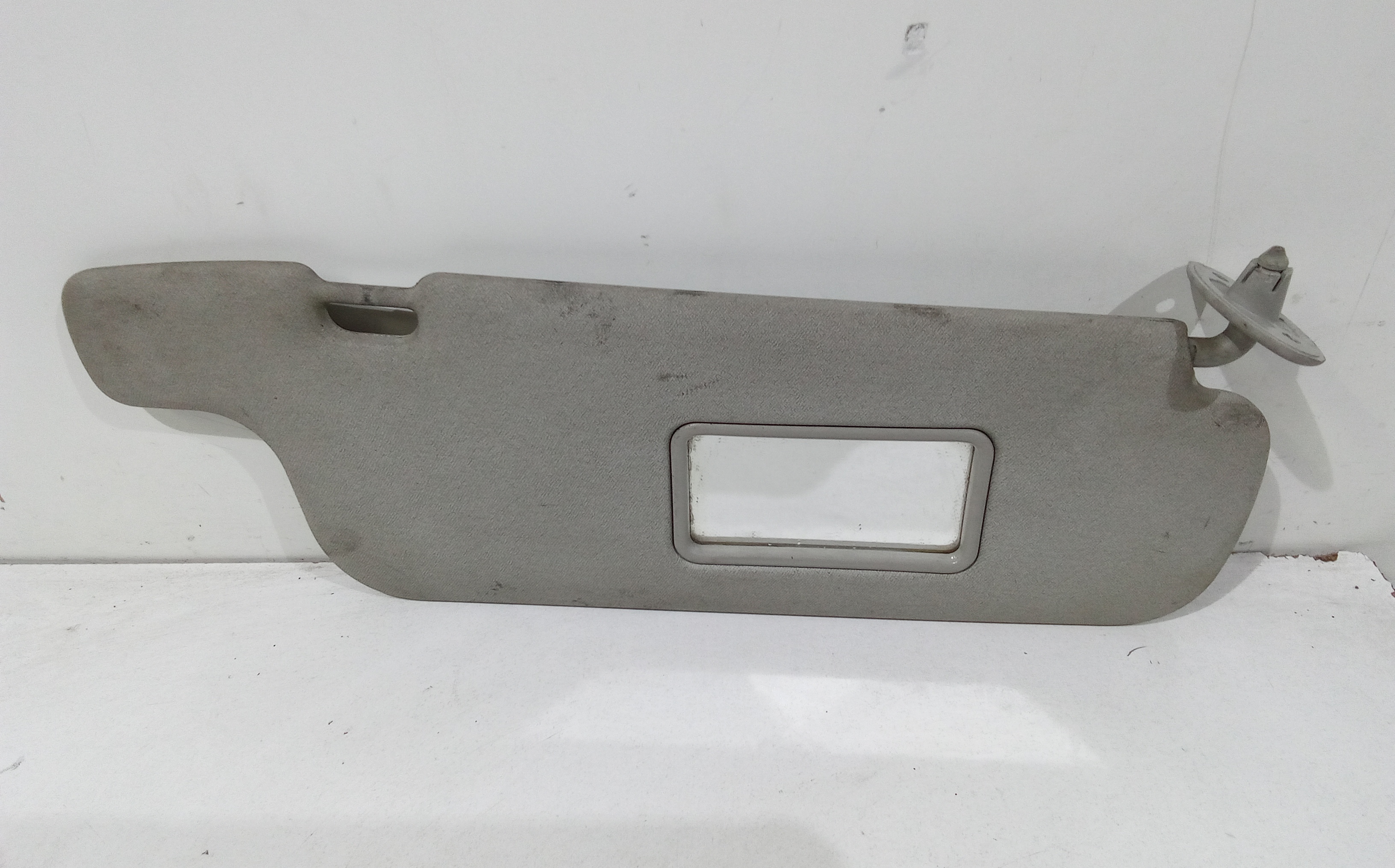 Aletta Parasole Parabrezza Destro 743100D011B0 Usato