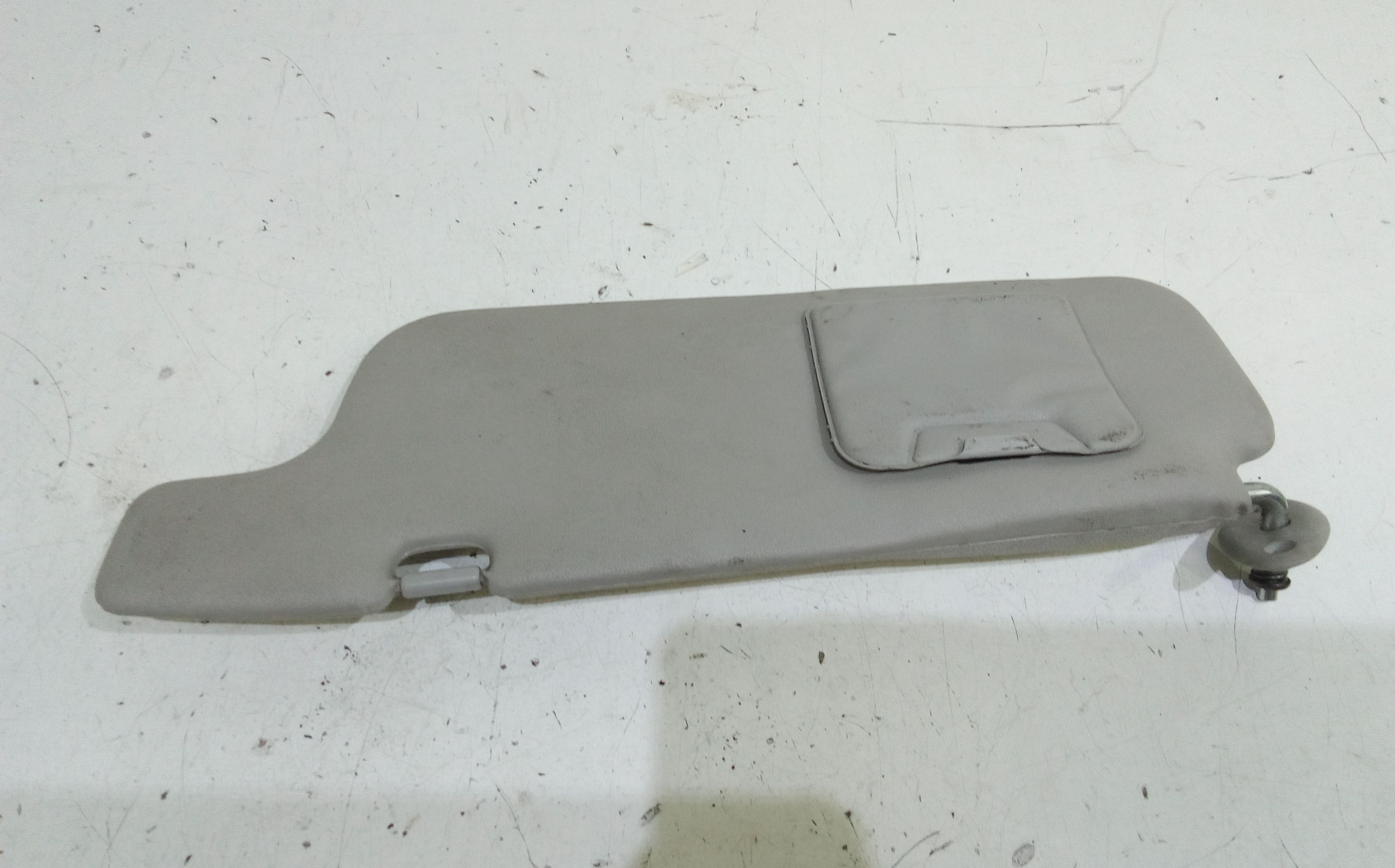 Aletta Parasole Parabrezza Sinistro 7432052311B0 Usato