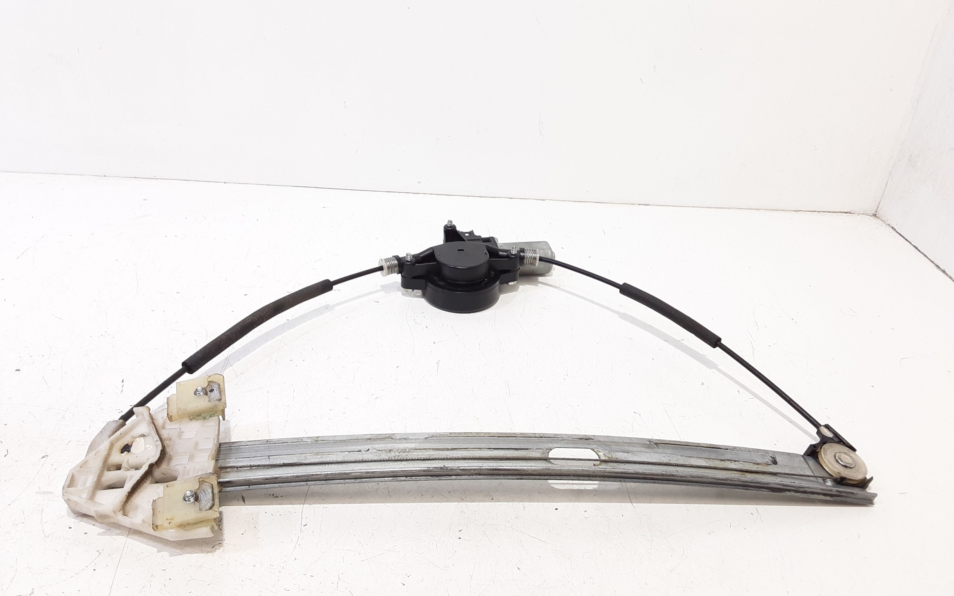 Alzacristallo Porta Ant. Sinistro DJ0359560 Usato