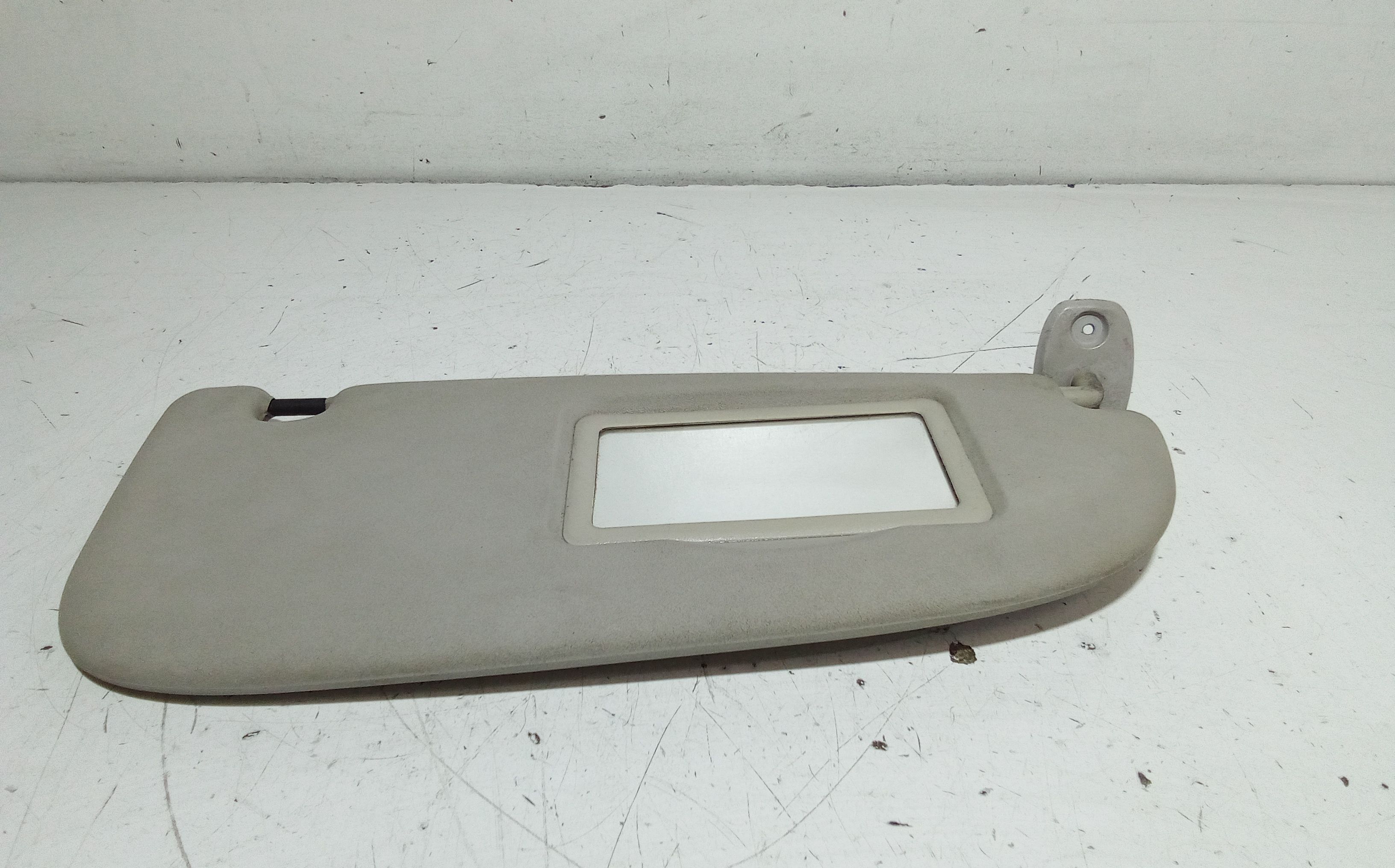 Aletta Parasole Parabrezza Destro Usato