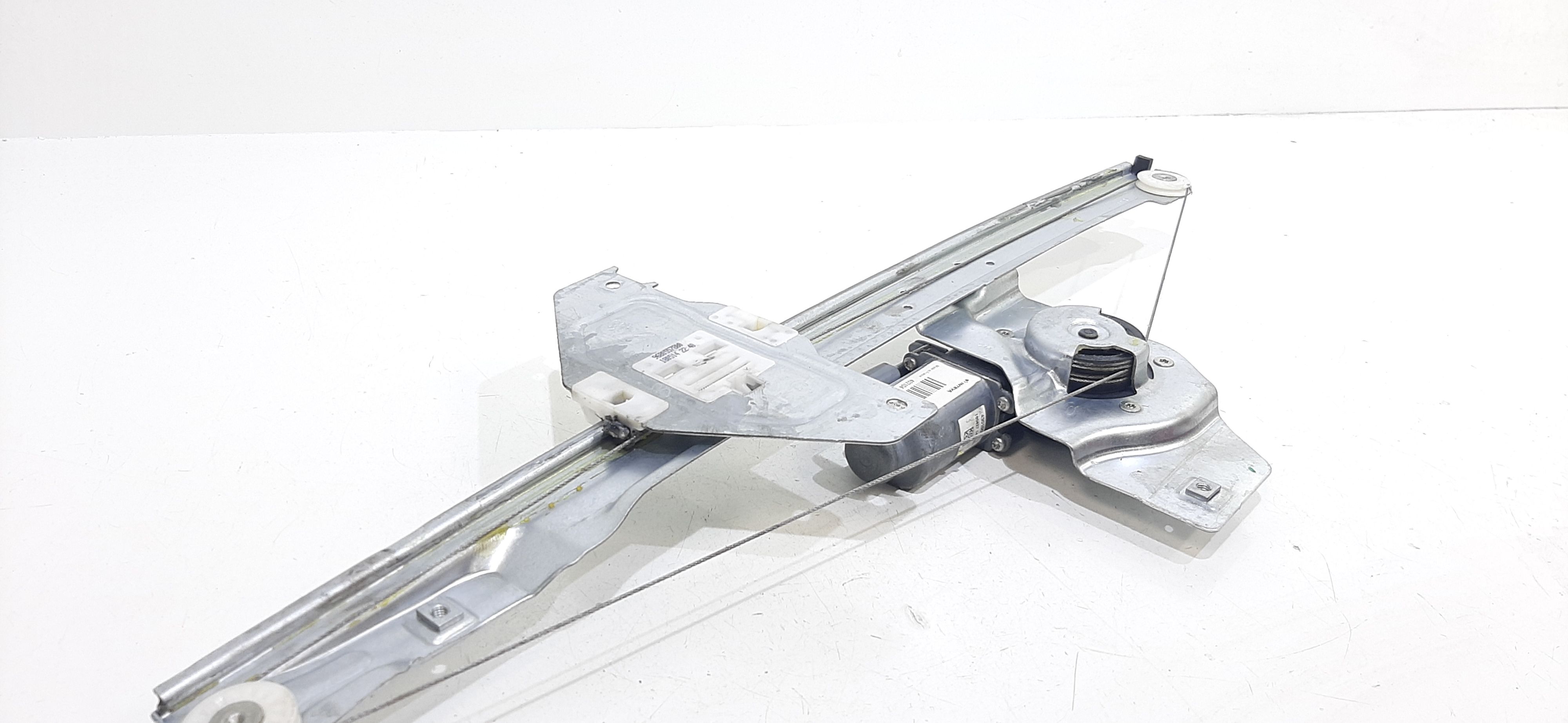 Alzacristallo Porta Ant. Destro Usato