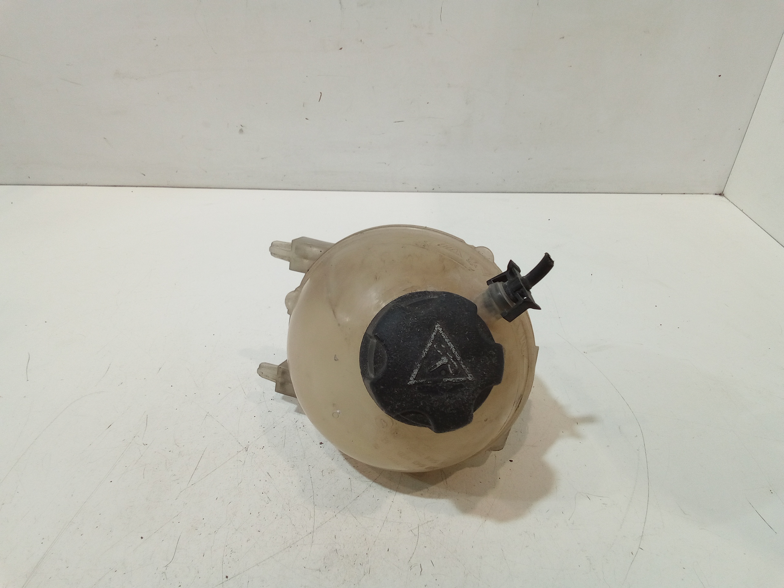 Vaschetta Compensazione Radiatore 1323X6 Usato