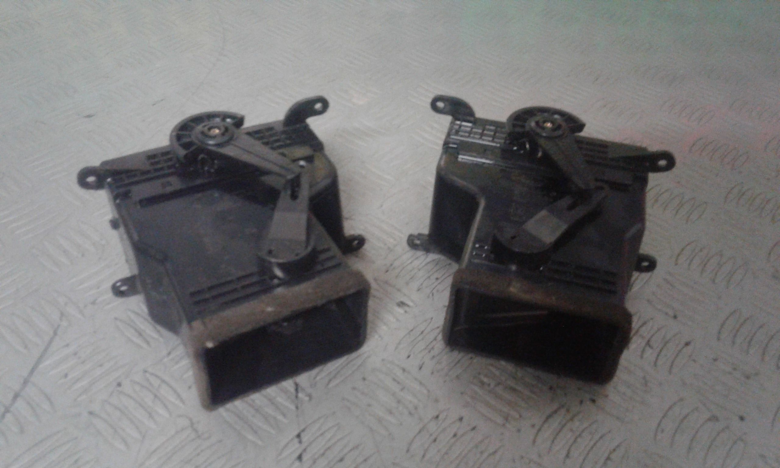 Condotto Aria Bocchette Centr. Sup. Cruscotto Usato