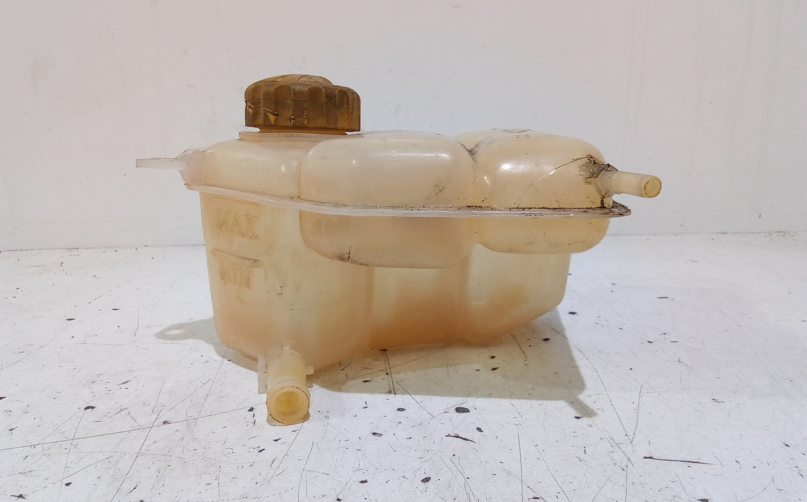 Vaschetta Compensazione Radiatore C20115350A Usato