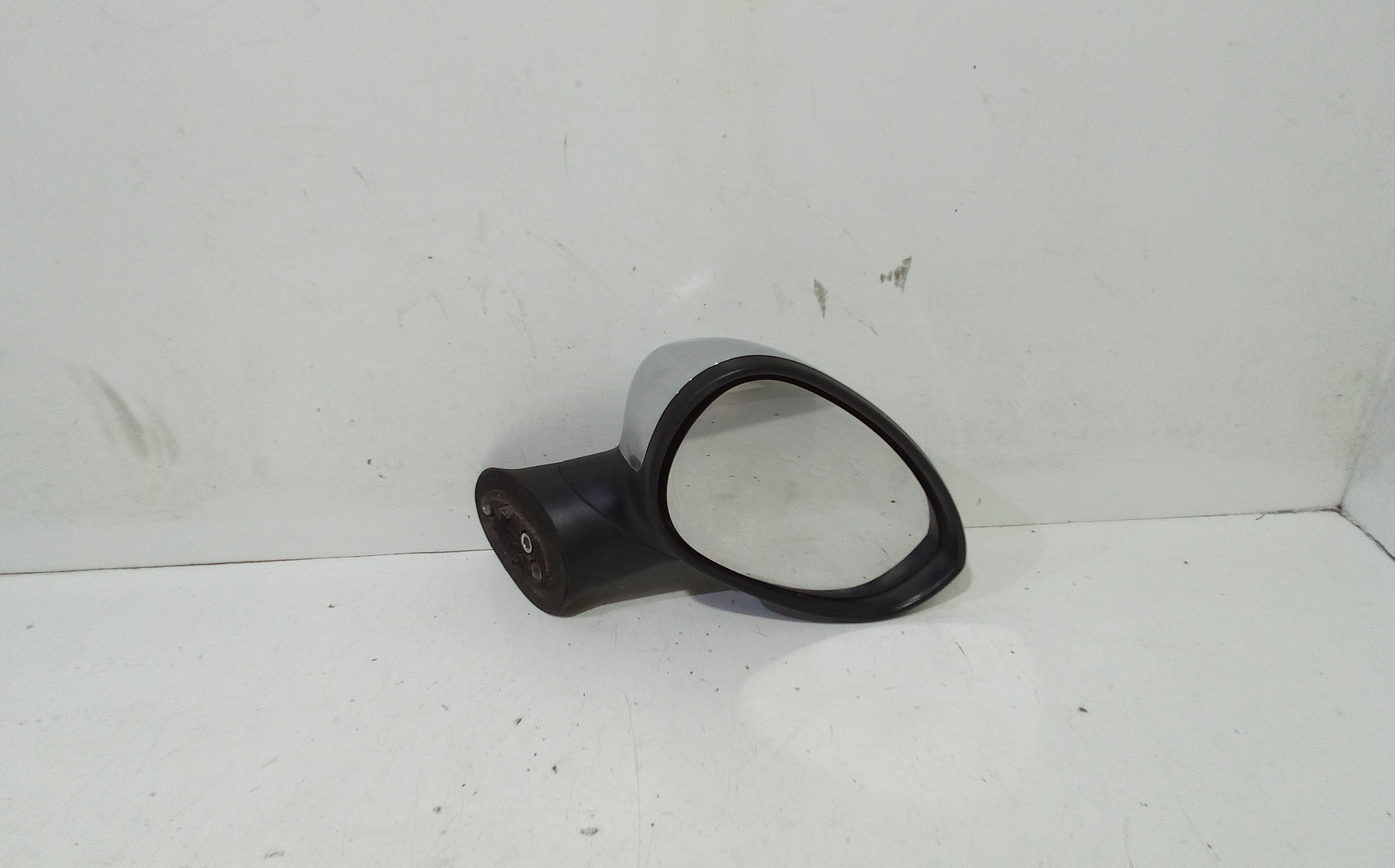 Retrovisore Est. Destro 735465558 Usato