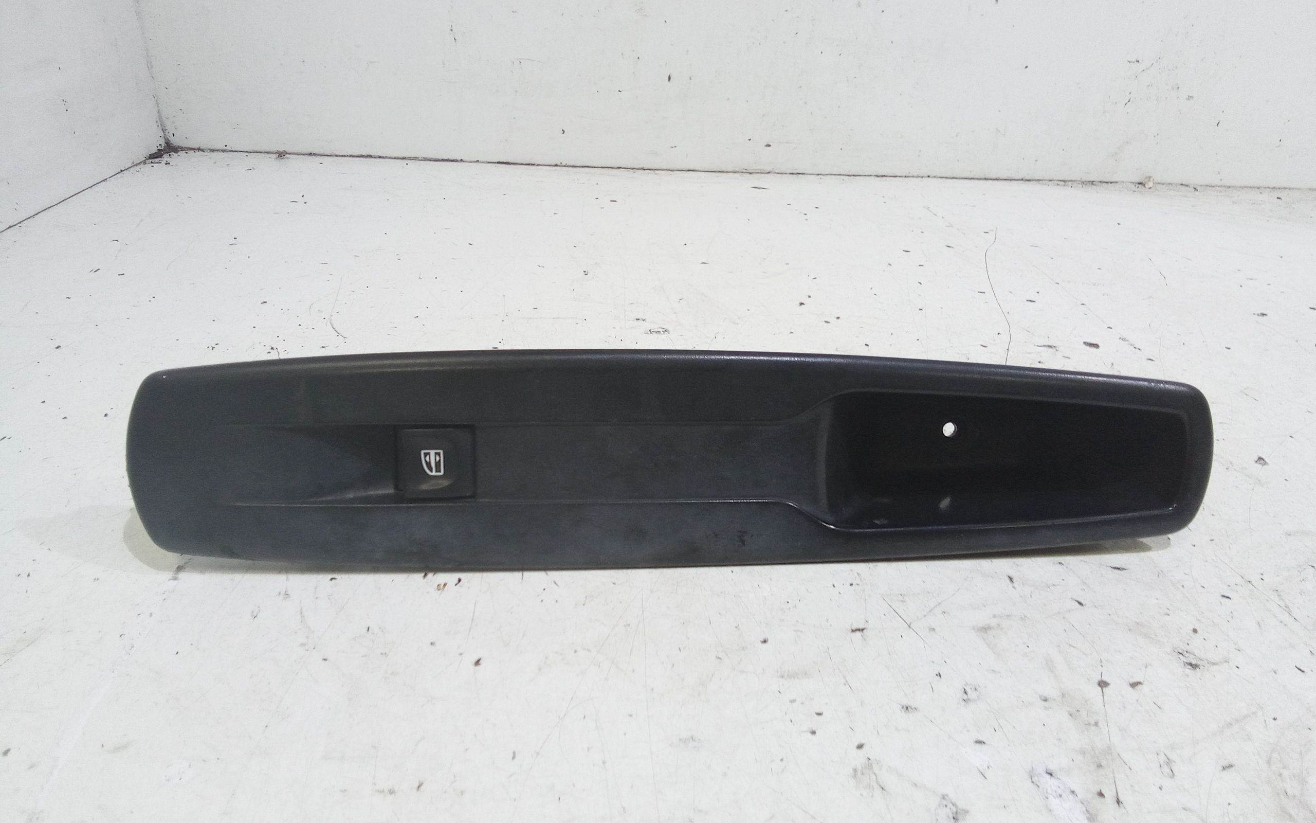 Interruttore Alzacristalli Porta Ant. Destro Usato