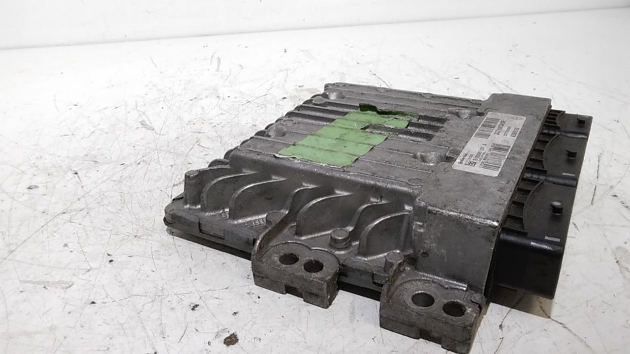 Centralina Iniezione 237100294R Usato