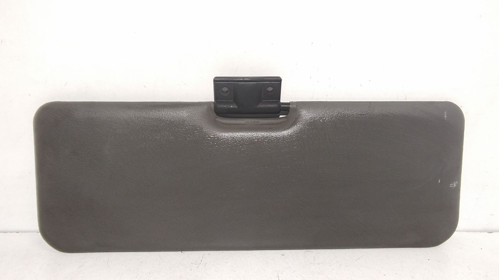 Aletta Parasole Parabrezza Sinistro 182427480 Usato