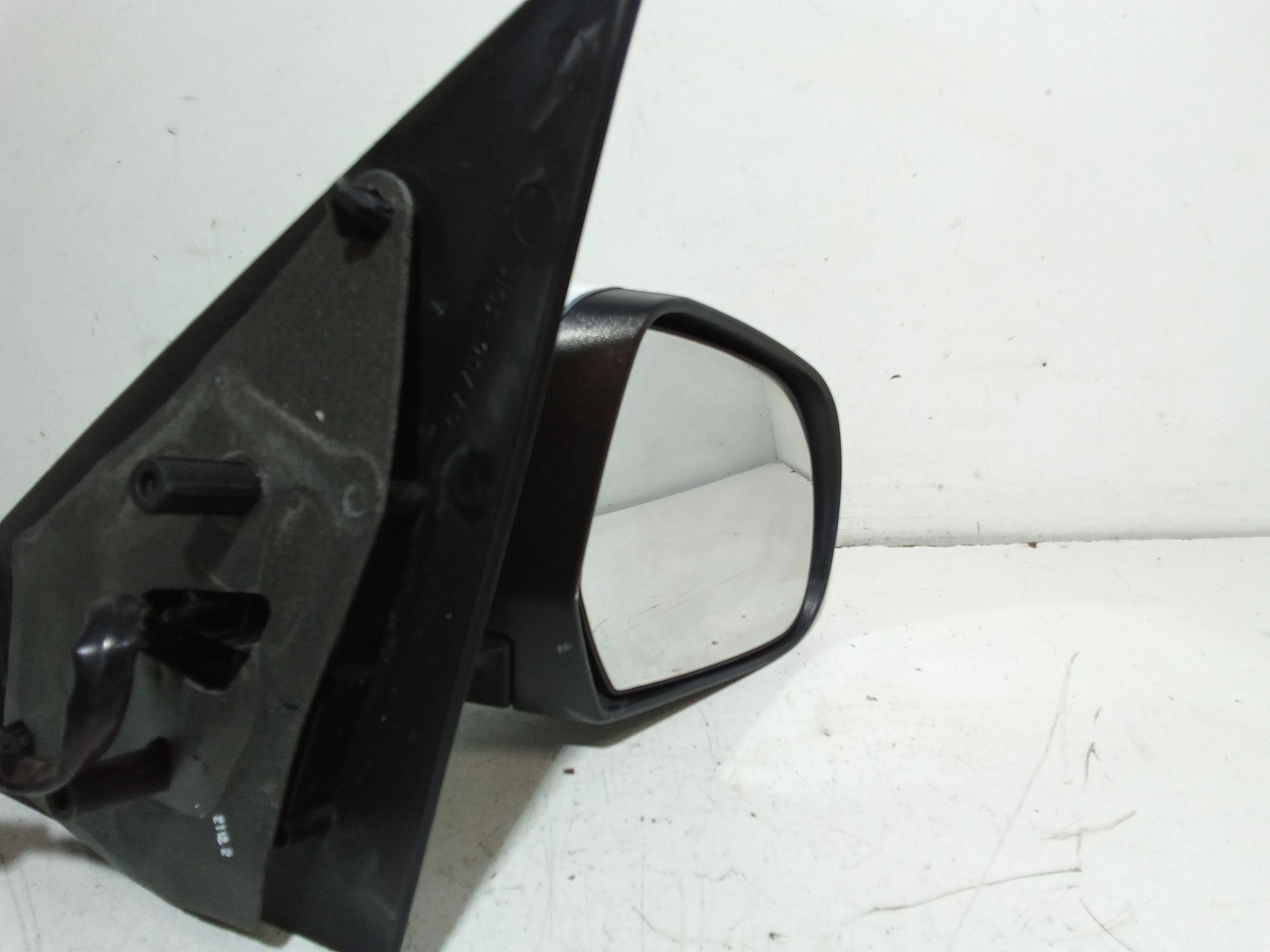 Retrovisore Est. Destro 963011786R Usato